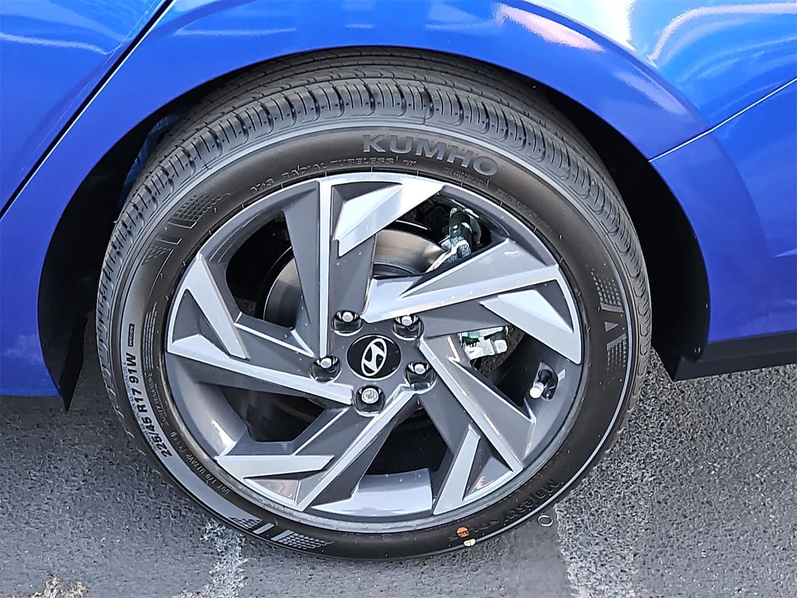 Thumbnail: 2025 Hyundai Elantra - 12