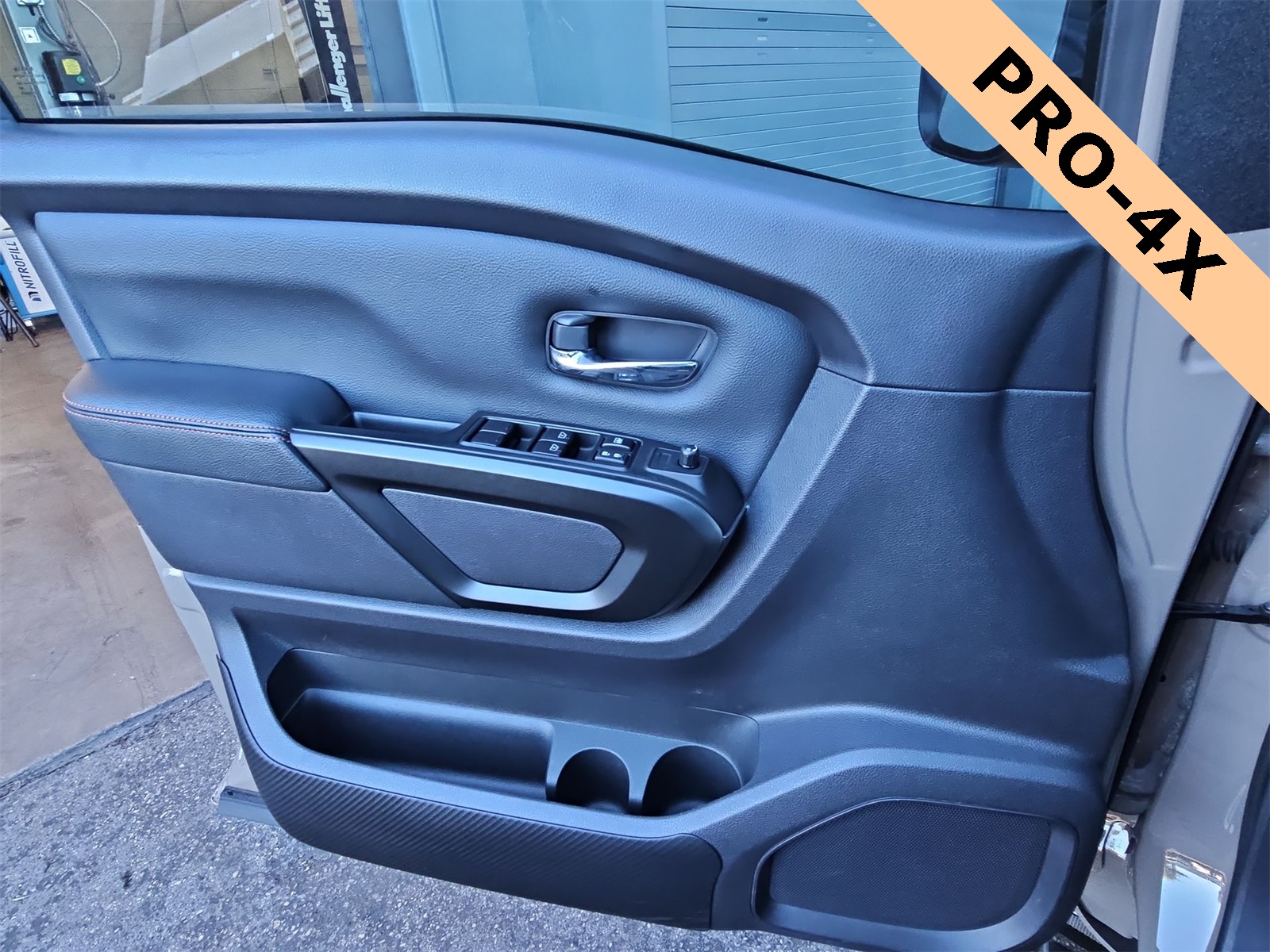 Thumbnail: 2024 Nissan Titan - 28