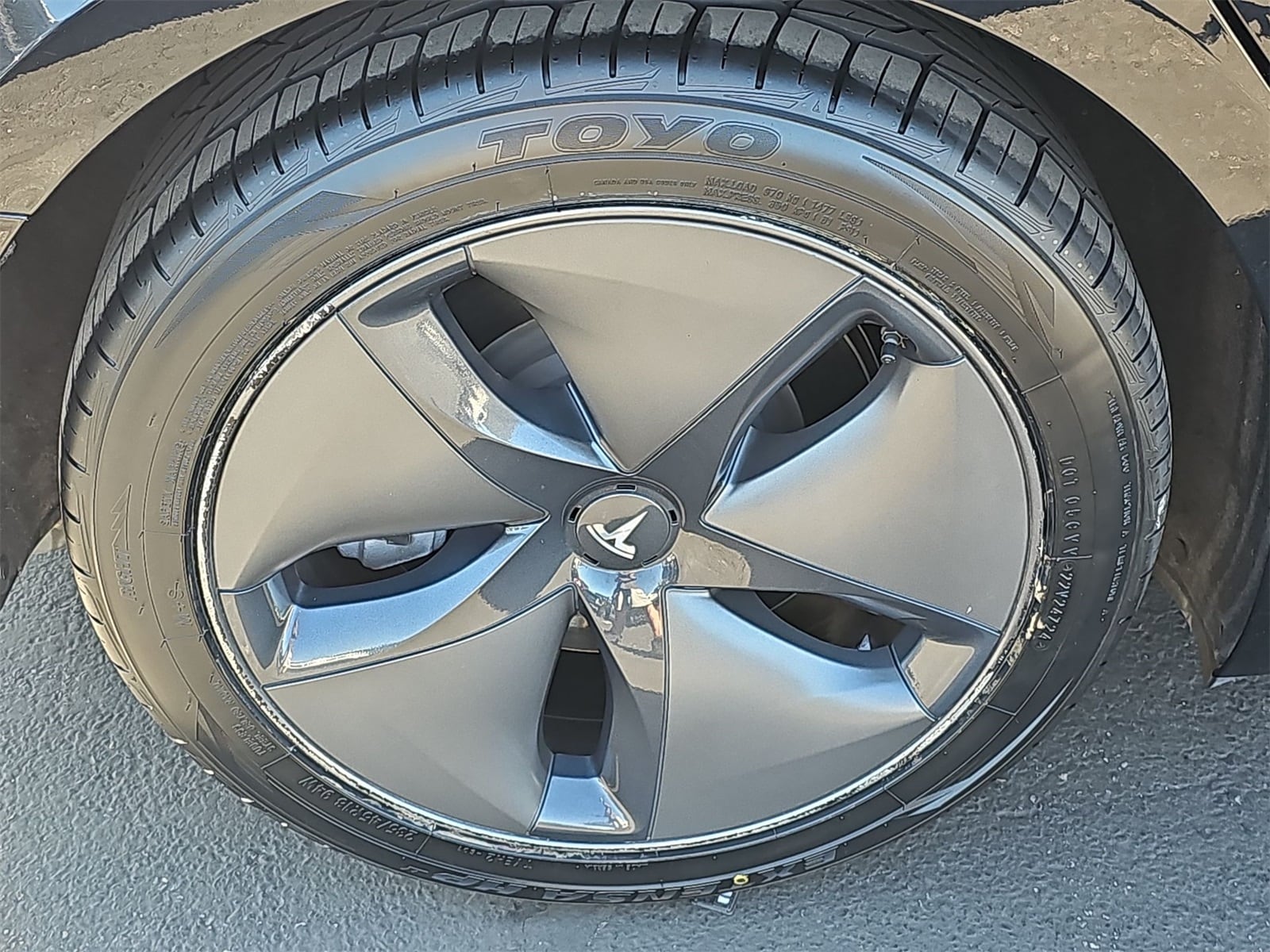Thumbnail: 2019 Tesla Model 3 - 12