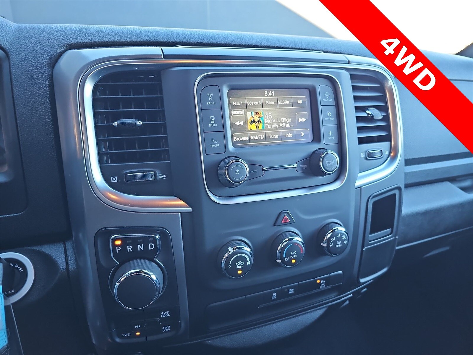 Thumbnail: 2024 RAM 1500 Classic - 20