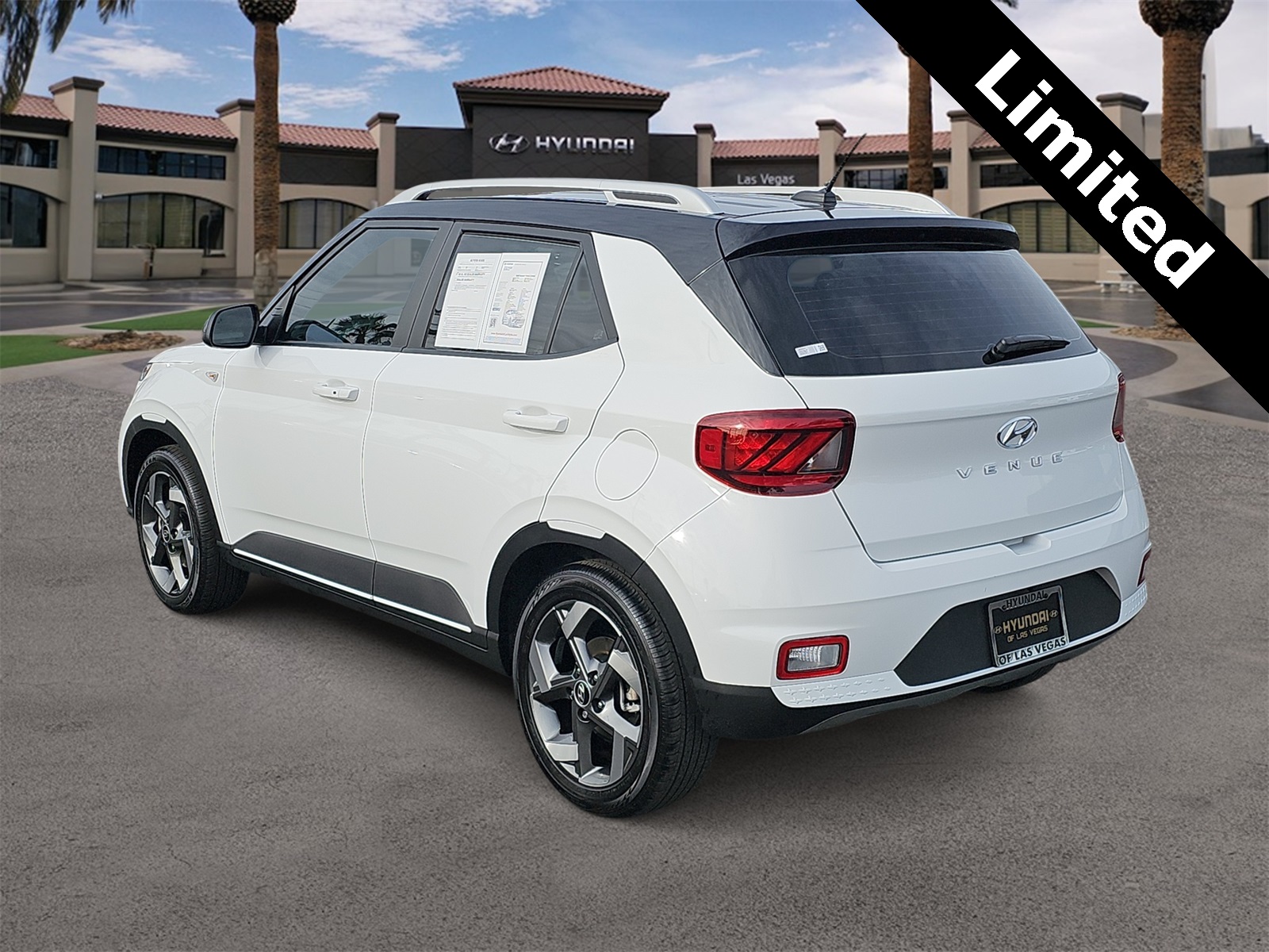 Thumbnail: 2024 Hyundai Venue - 6