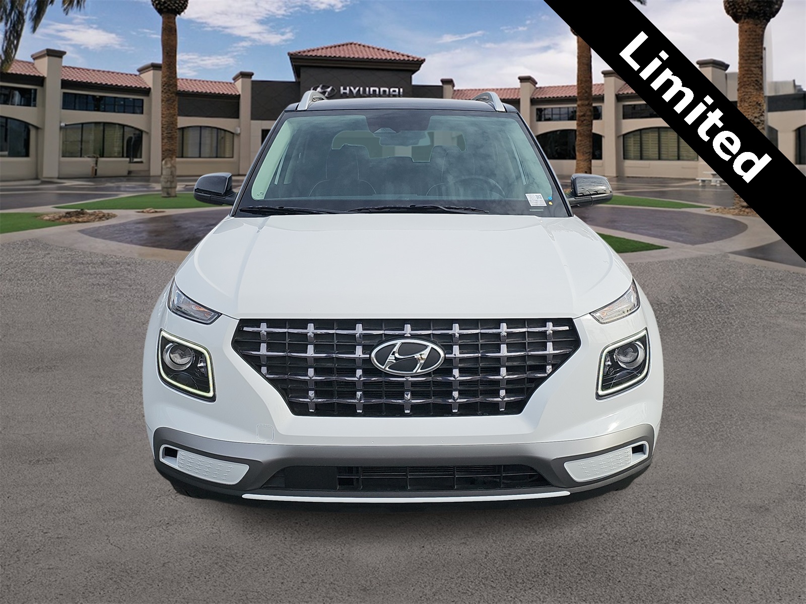 Thumbnail: 2024 Hyundai Venue - 3