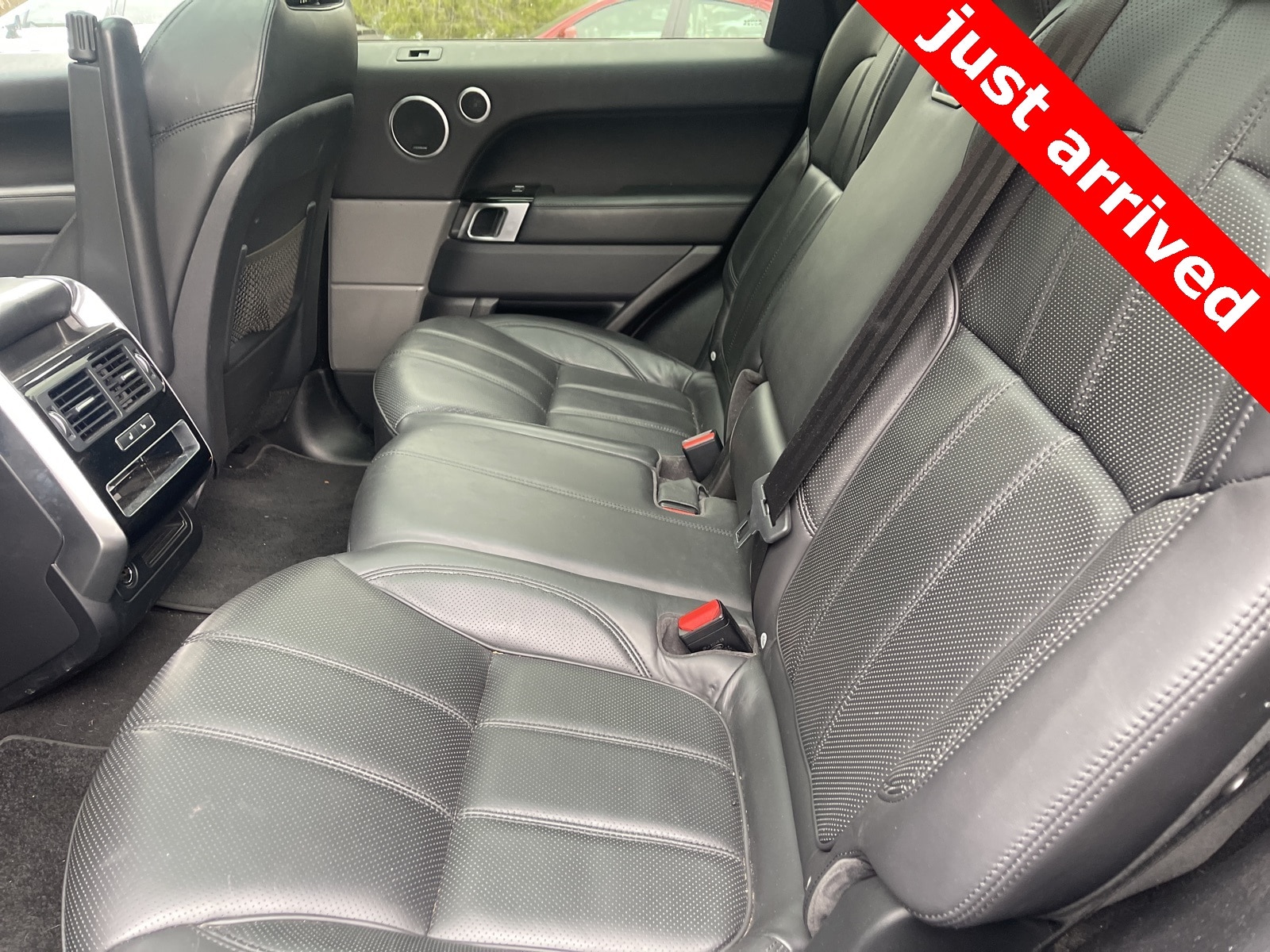 Thumbnail: 2016 Land Rover Range Rover Sport - 7