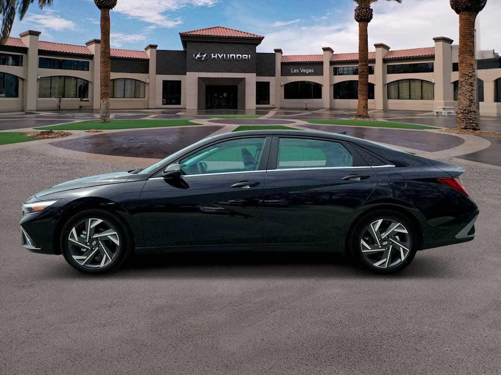 Thumbnail: 2025 Hyundai Elantra - 3