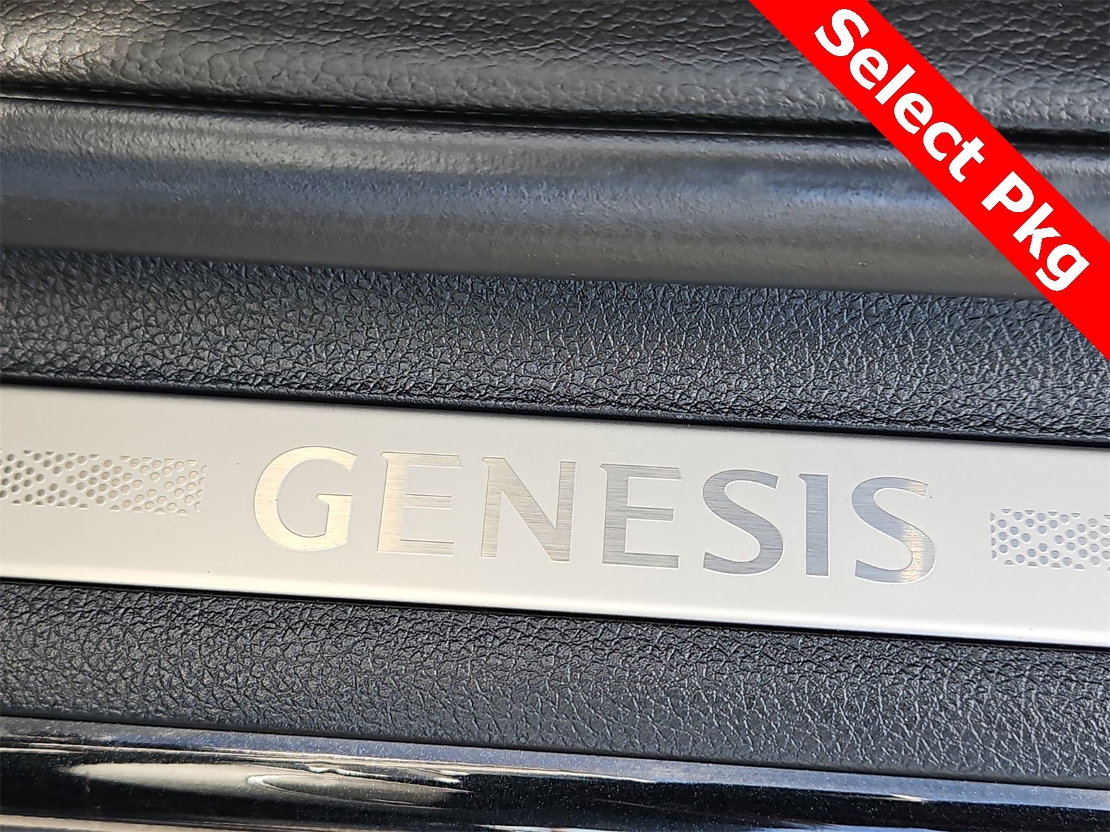 Thumbnail: 2022 Genesis GV70 - 11