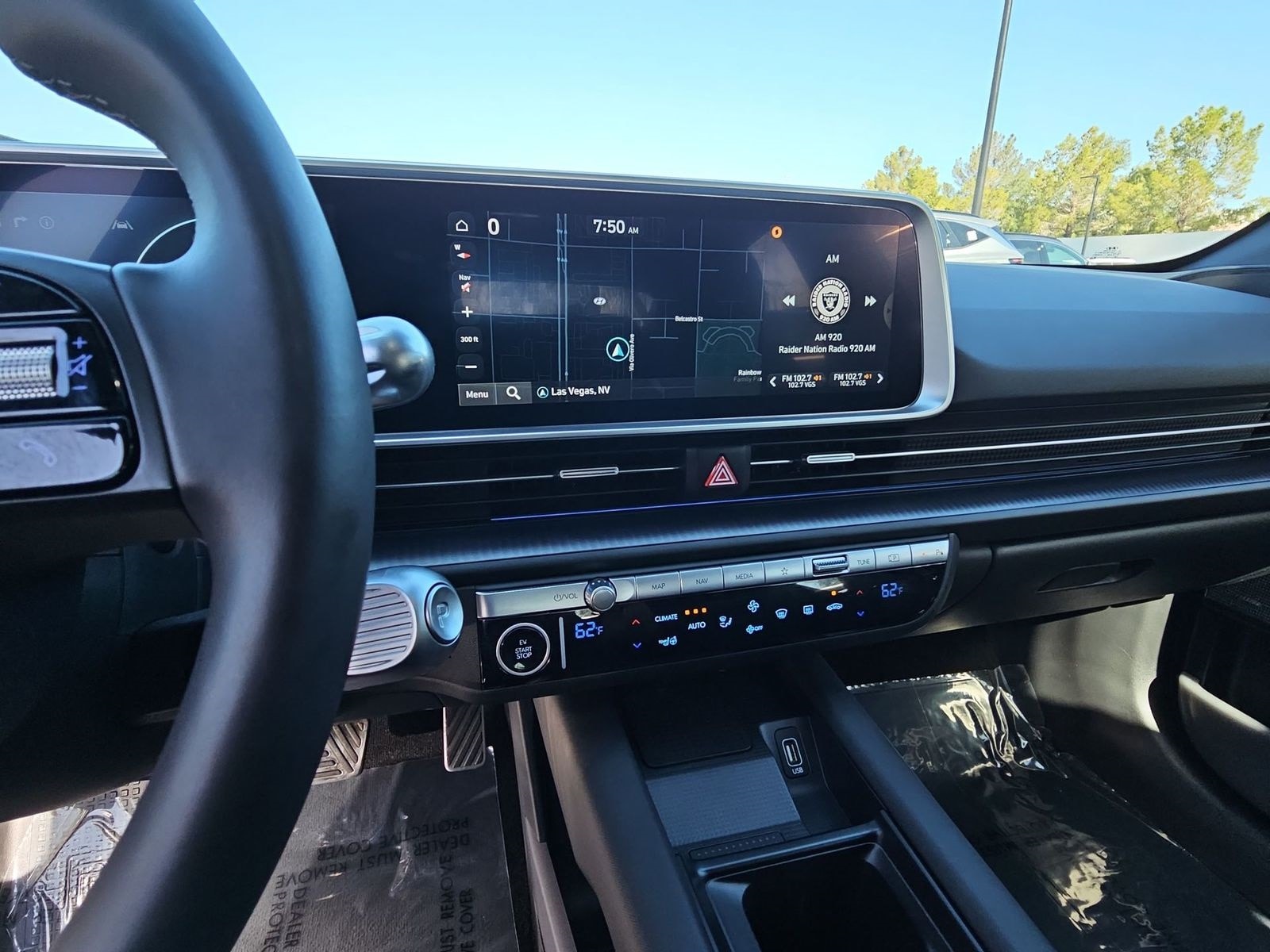Thumbnail: 2023 Hyundai Ioniq 6 - 21