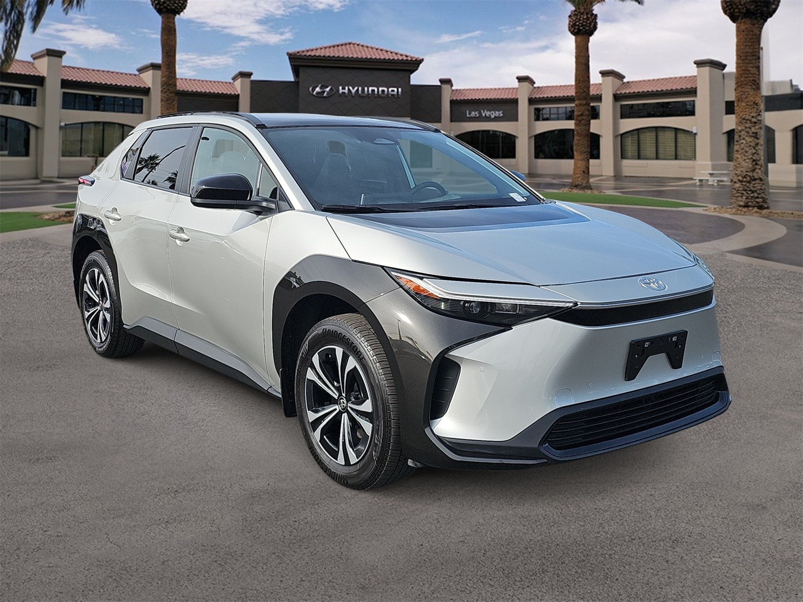 Thumbnail: 2024 Toyota bZ4X - 2