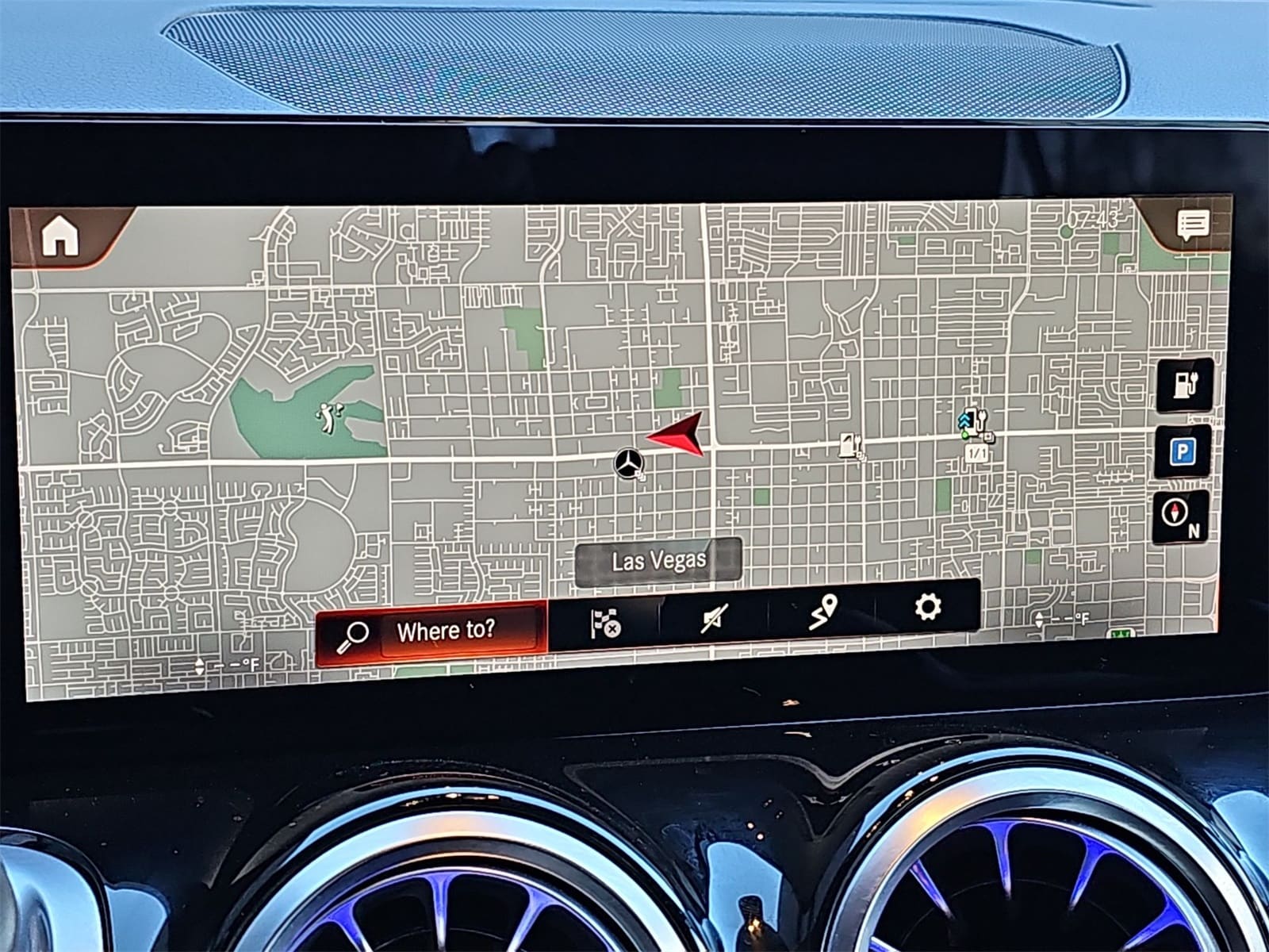 Thumbnail: 2022 Mercedes-Benz EQB - 27