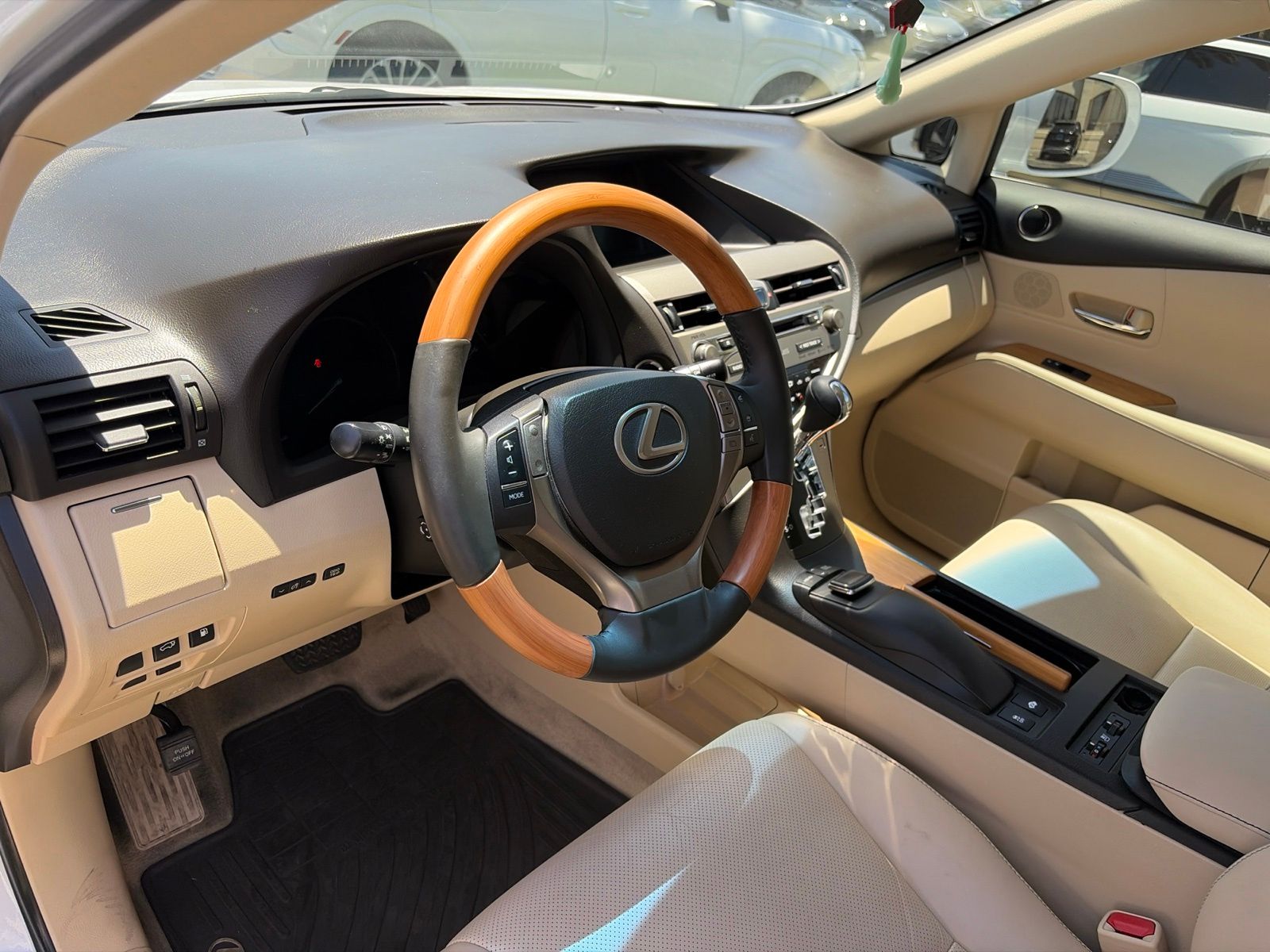 Thumbnail: 2015 Lexus RX - 11