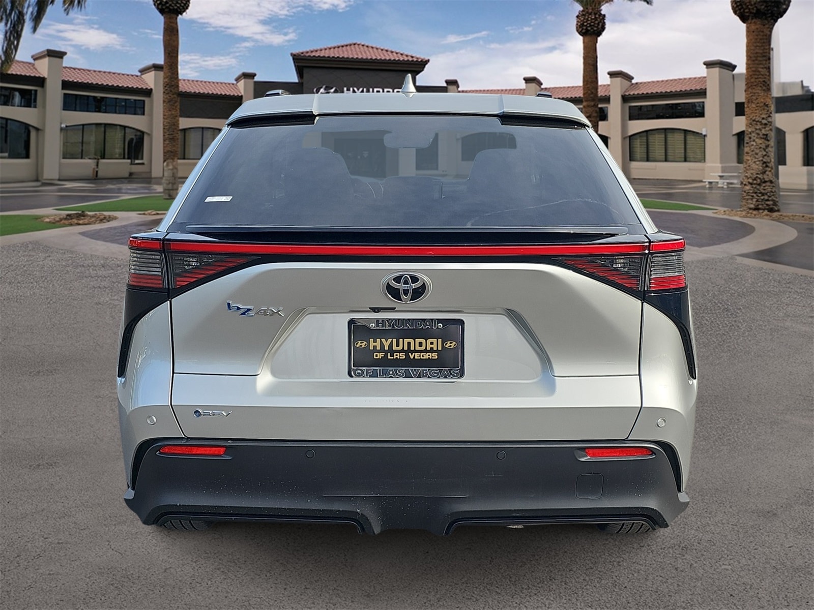 Thumbnail: 2024 Toyota bZ4X - 7