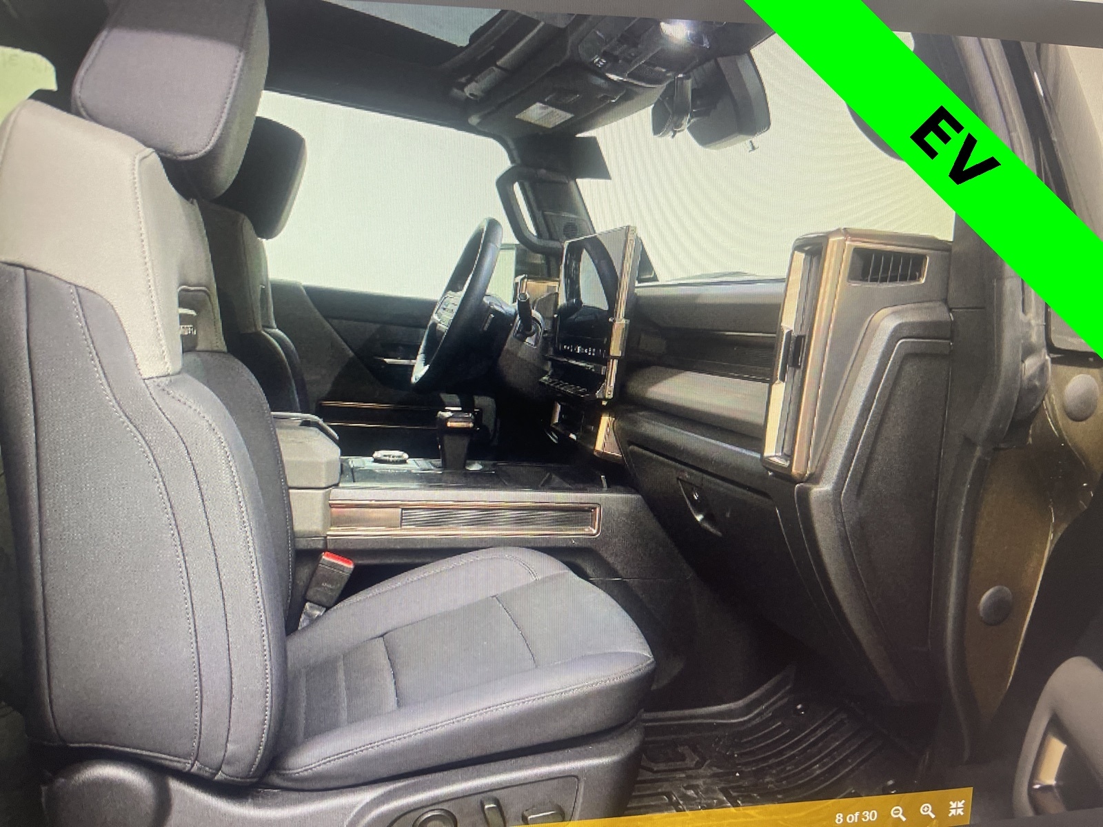 Thumbnail: 2025 GMC Hummer EV - 7