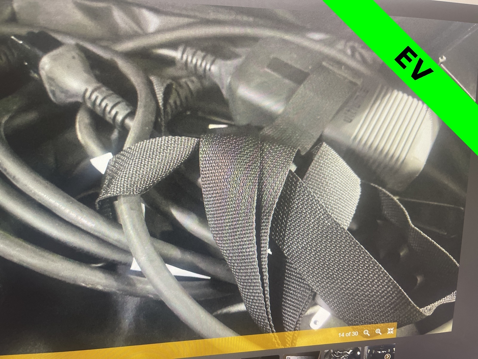 Thumbnail: 2025 GMC Hummer EV - 13