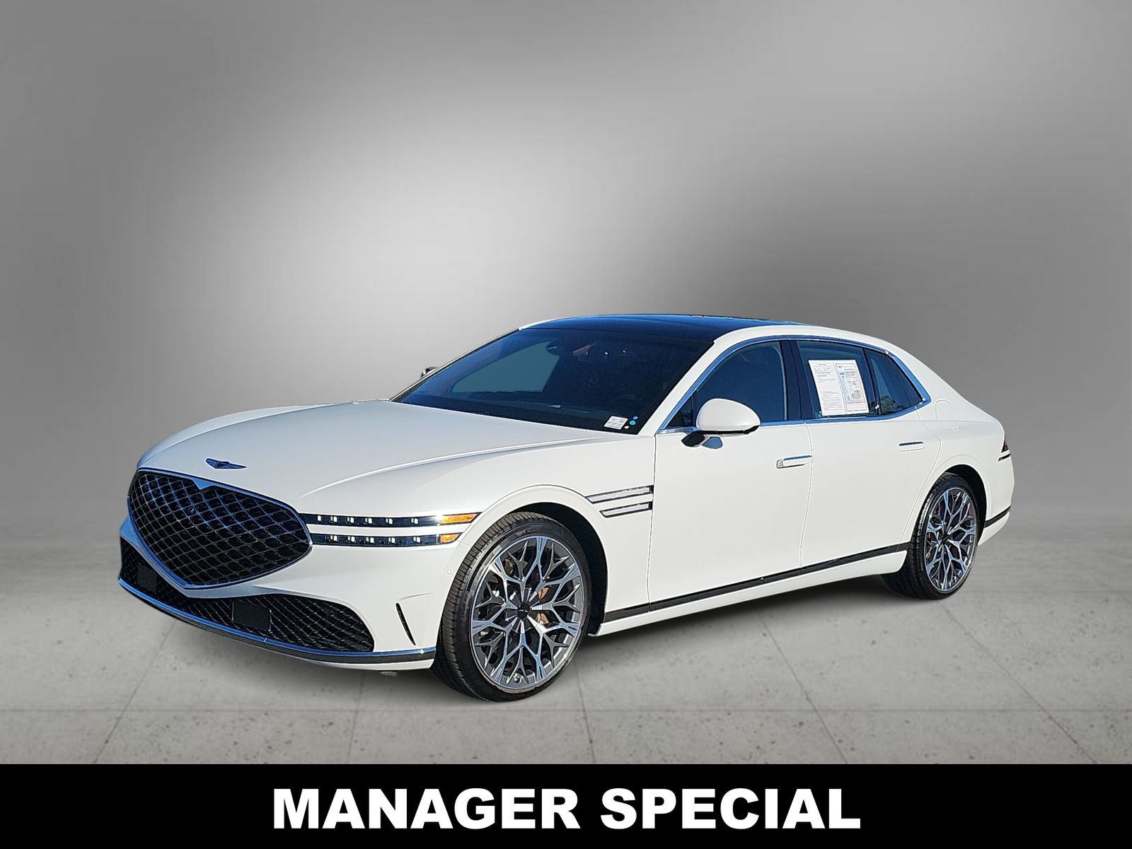 Thumbnail: 2025 Genesis G90 - 4