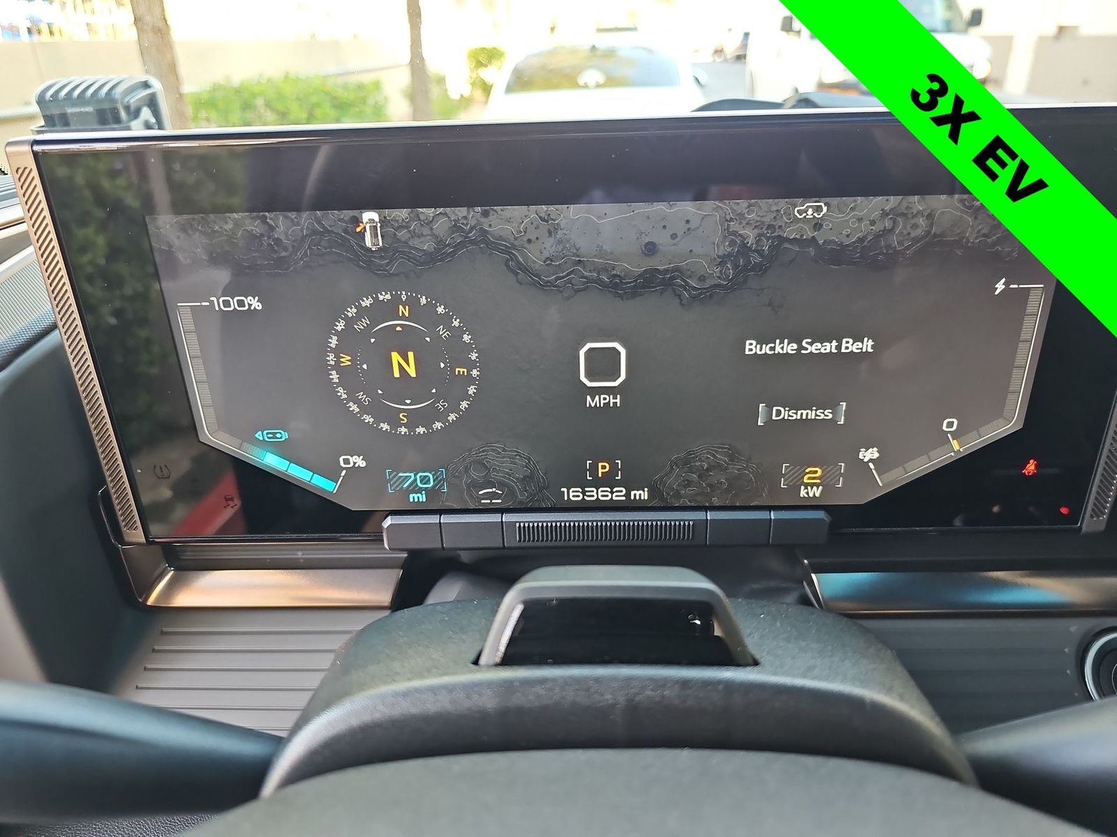 Thumbnail: 2024 GMC Hummer EV - 22