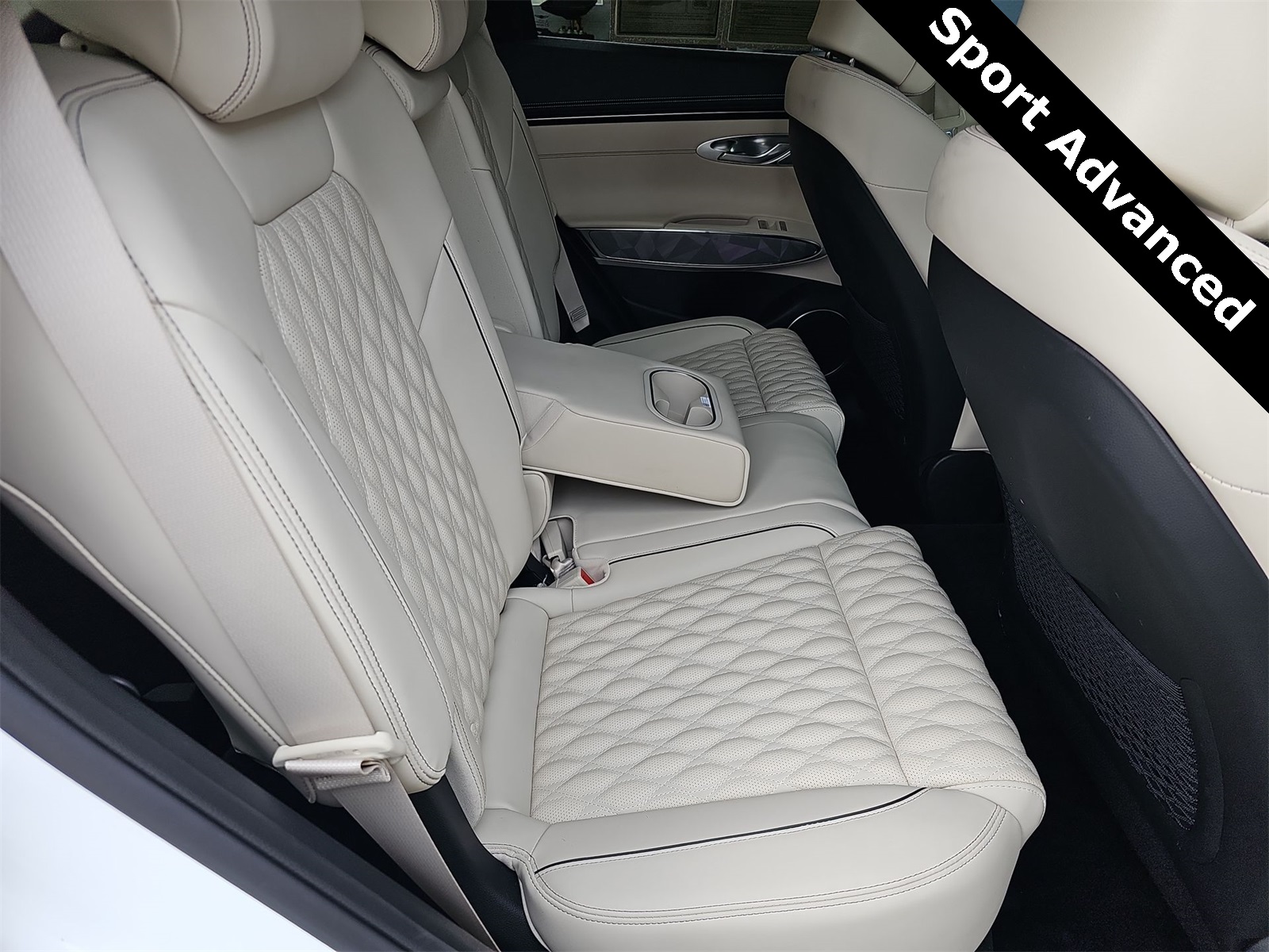 Thumbnail: 2023 Genesis GV70 - 17