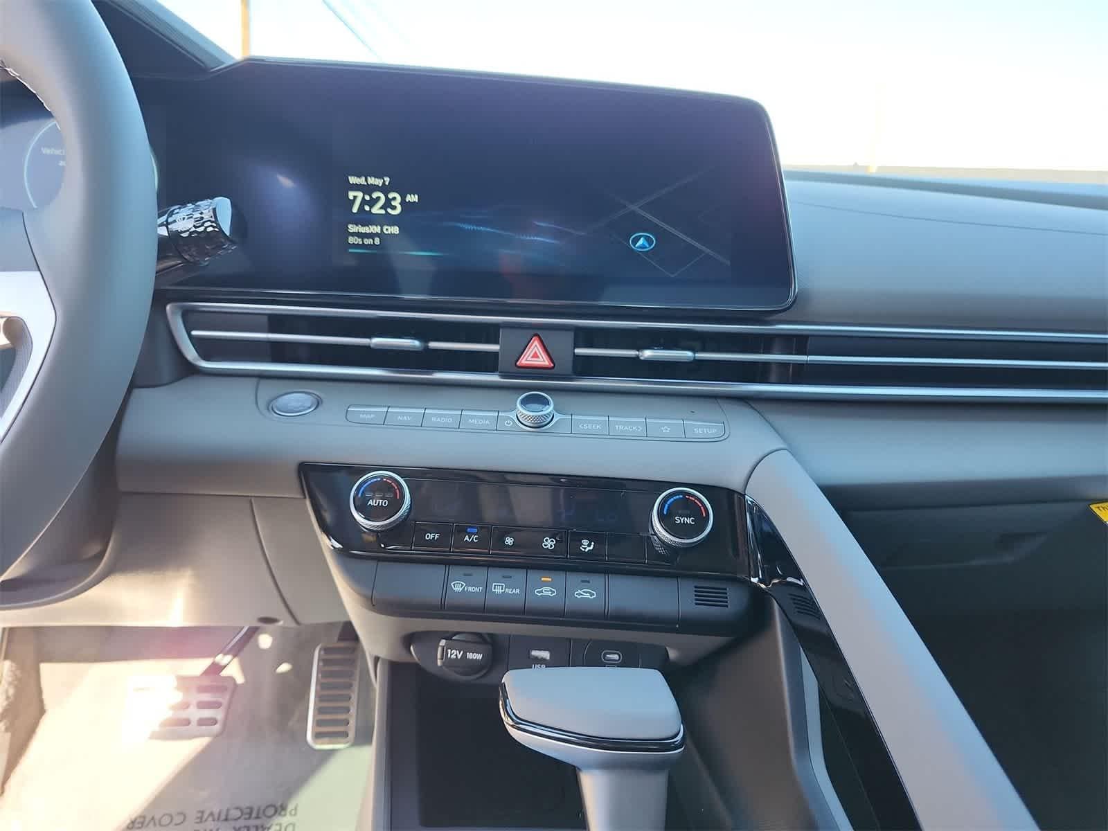 Thumbnail: 2025 Hyundai Elantra - 20