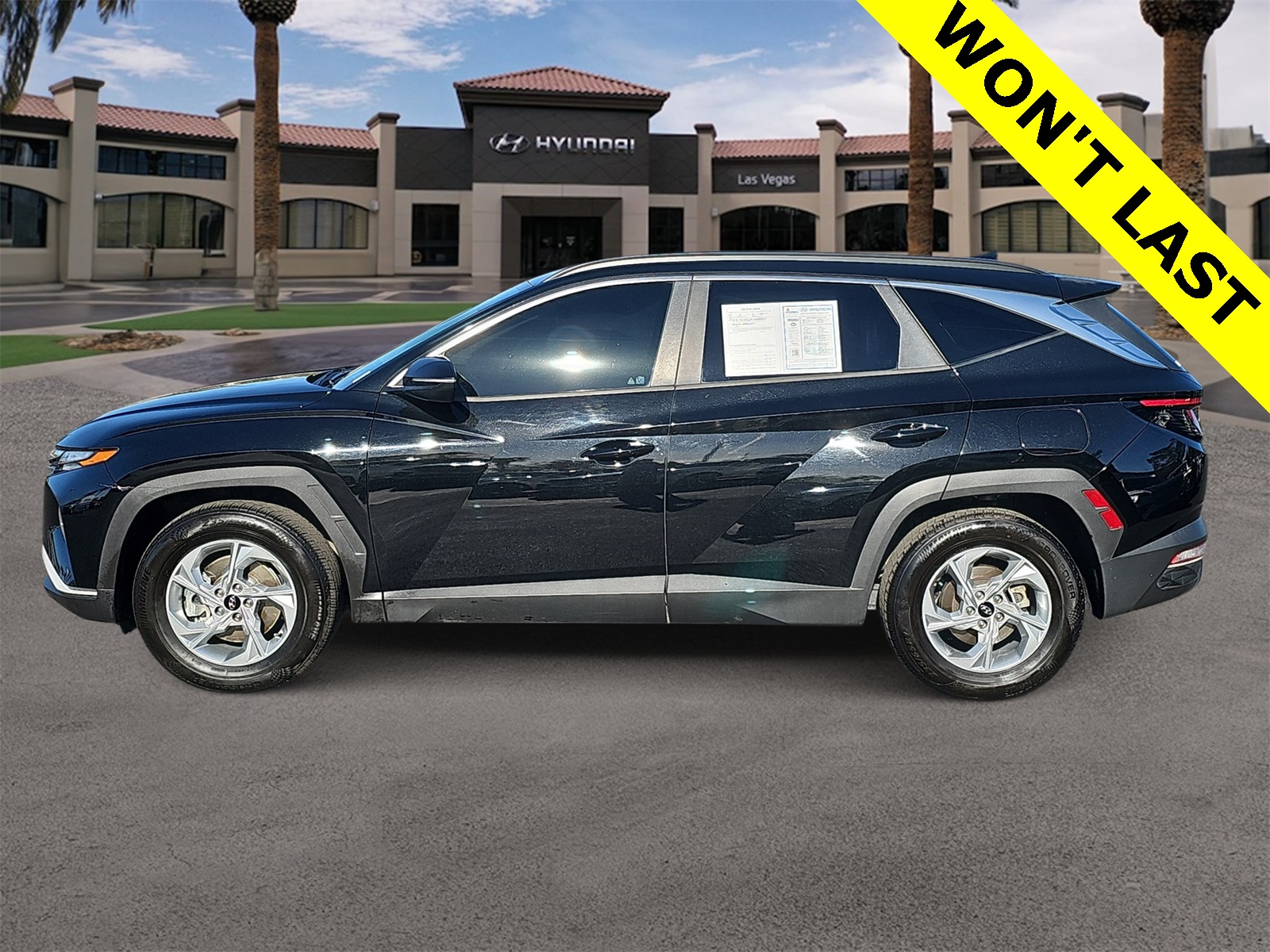 Thumbnail: 2022 Hyundai Tucson - 5