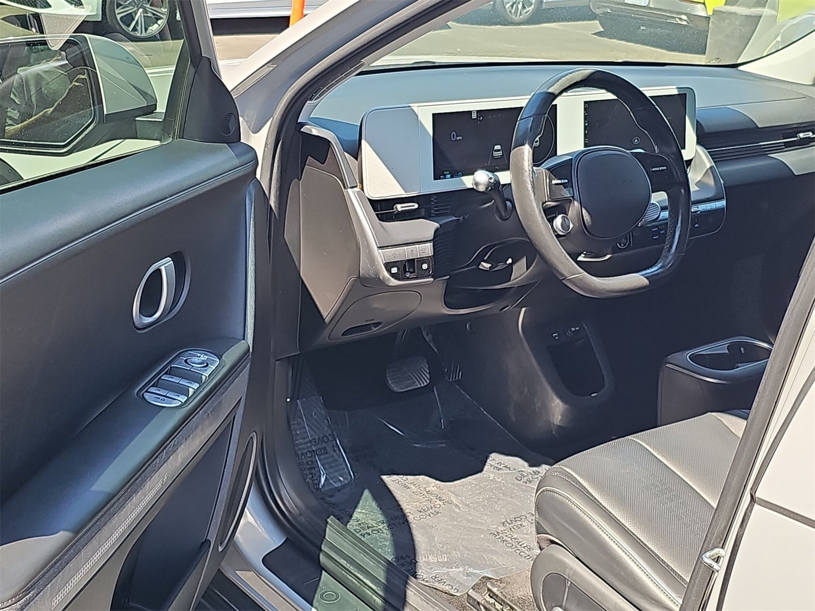 Thumbnail: 2022 Hyundai Ioniq 5 - 10