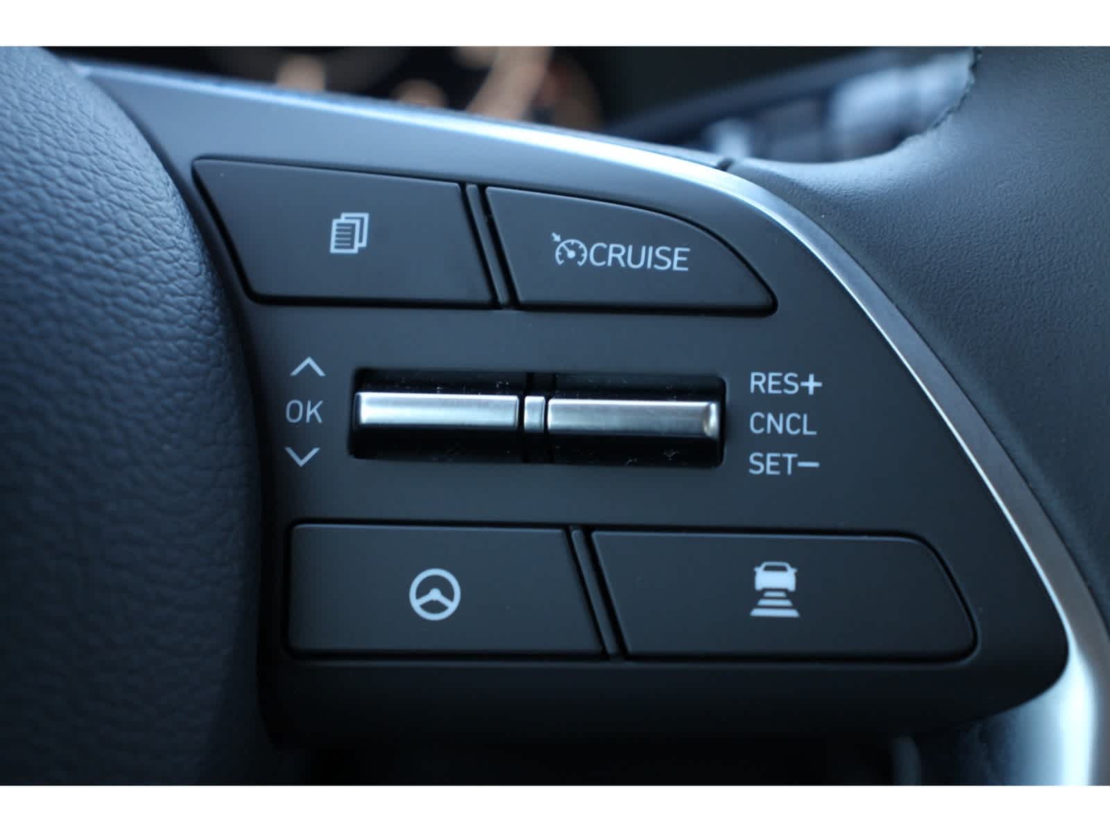 Thumbnail: 2023 Hyundai Sonata - 19