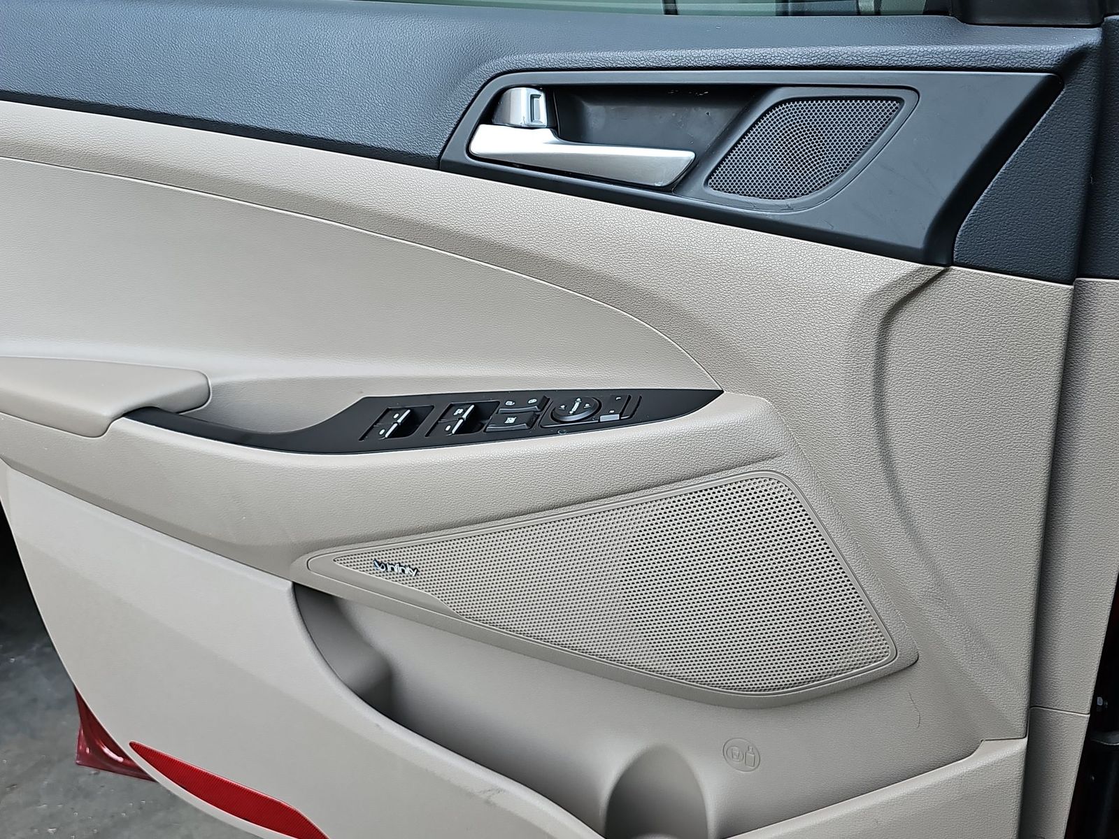 Thumbnail: 2019 Hyundai Tucson - 27