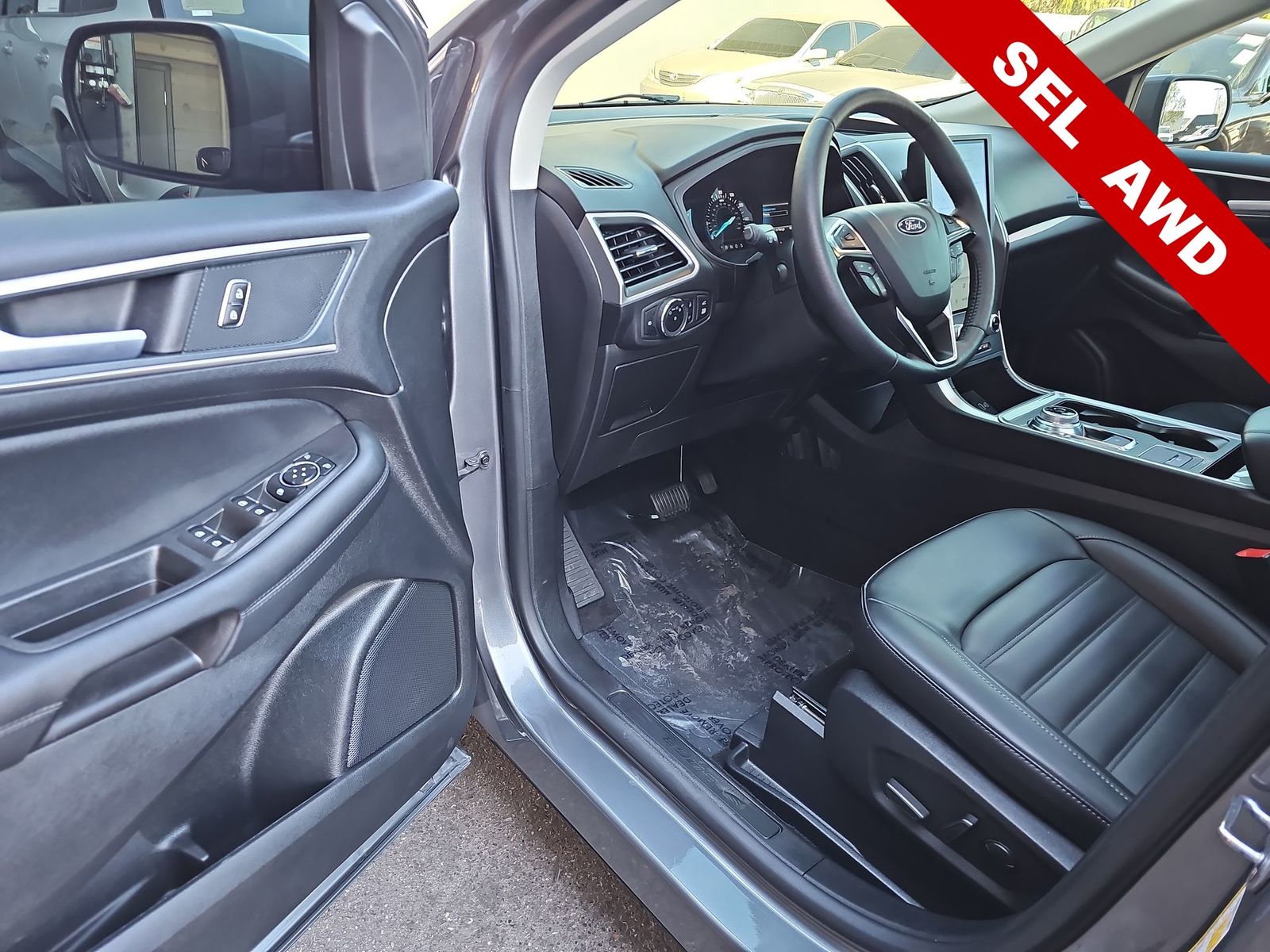 Thumbnail: 2024 Ford Edge - 10