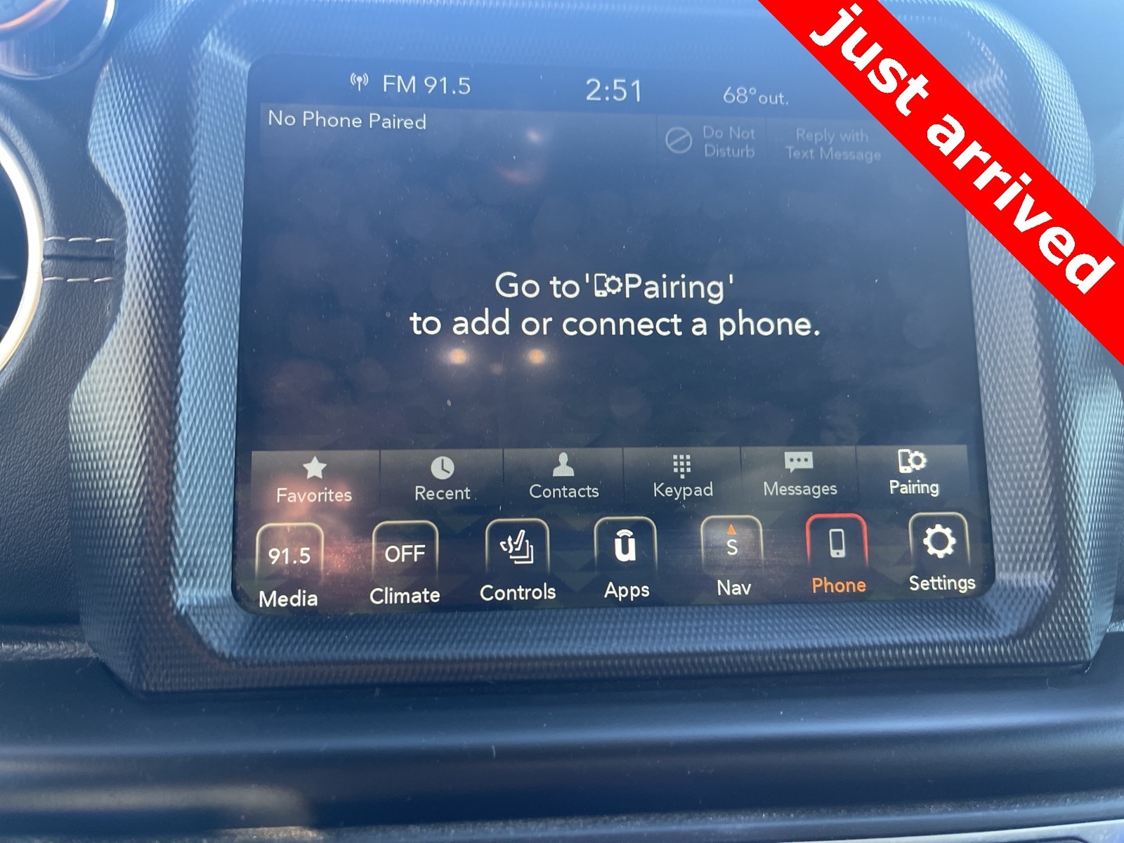 Thumbnail: 2022 Jeep Wrangler - 6