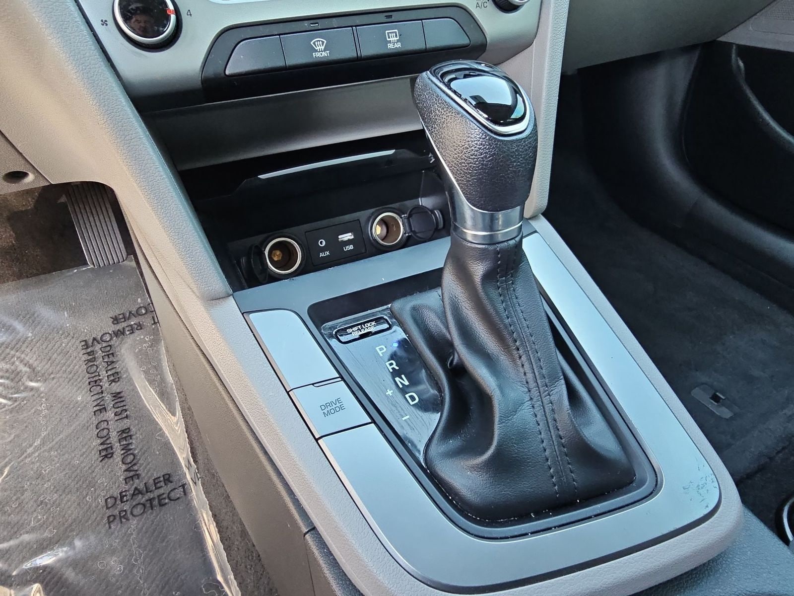 Thumbnail: 2017 Hyundai Elantra - 22