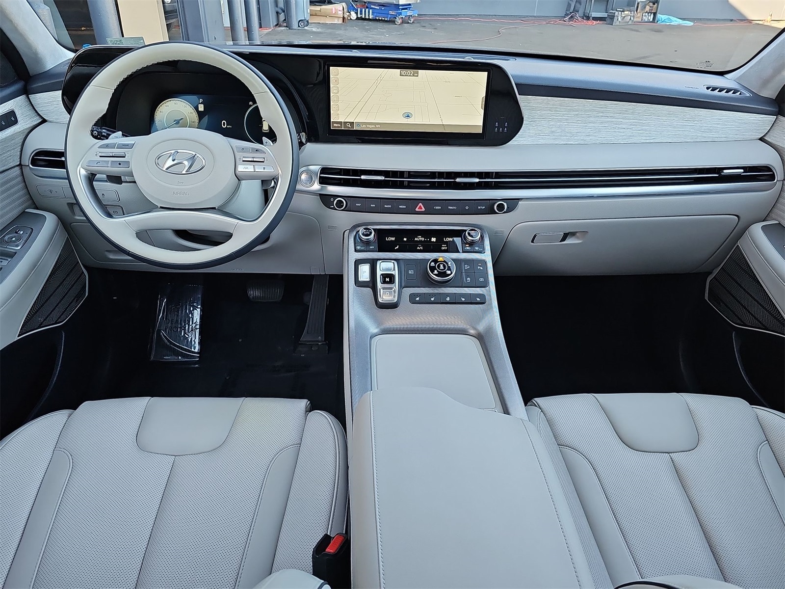 Thumbnail: 2023 Hyundai Palisade - 14