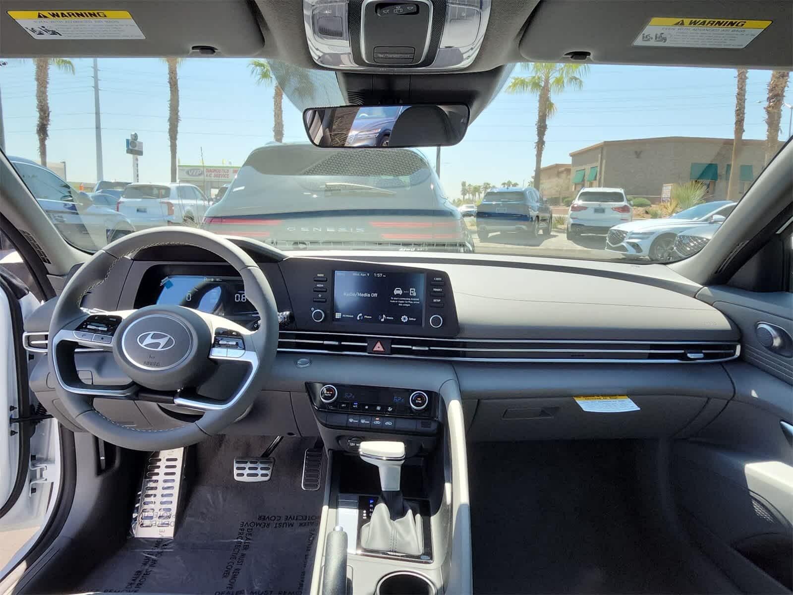 Thumbnail: 2025 Hyundai Elantra - 14