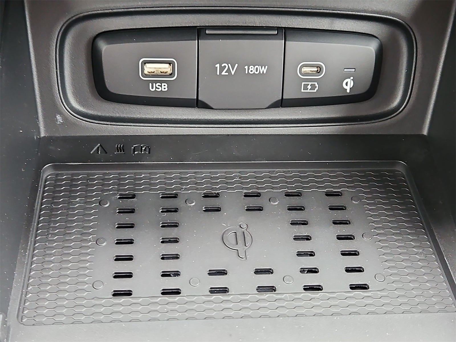 Thumbnail: 2025 Hyundai Venue - 26