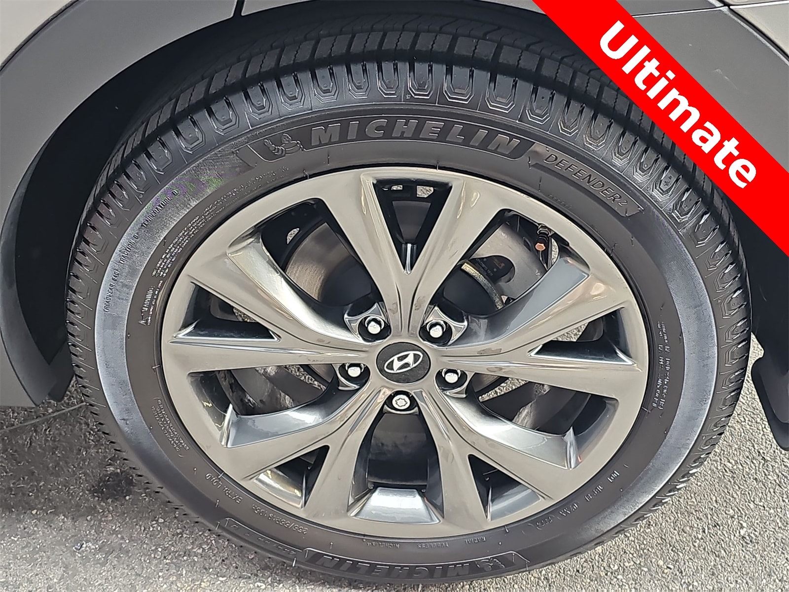 Thumbnail: 2018 Hyundai Santa Fe - 12