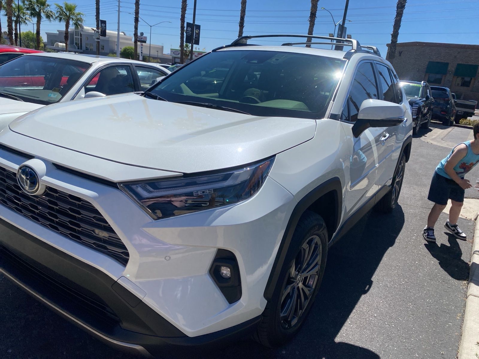 Thumbnail: 2022 Toyota RAV4 - 2