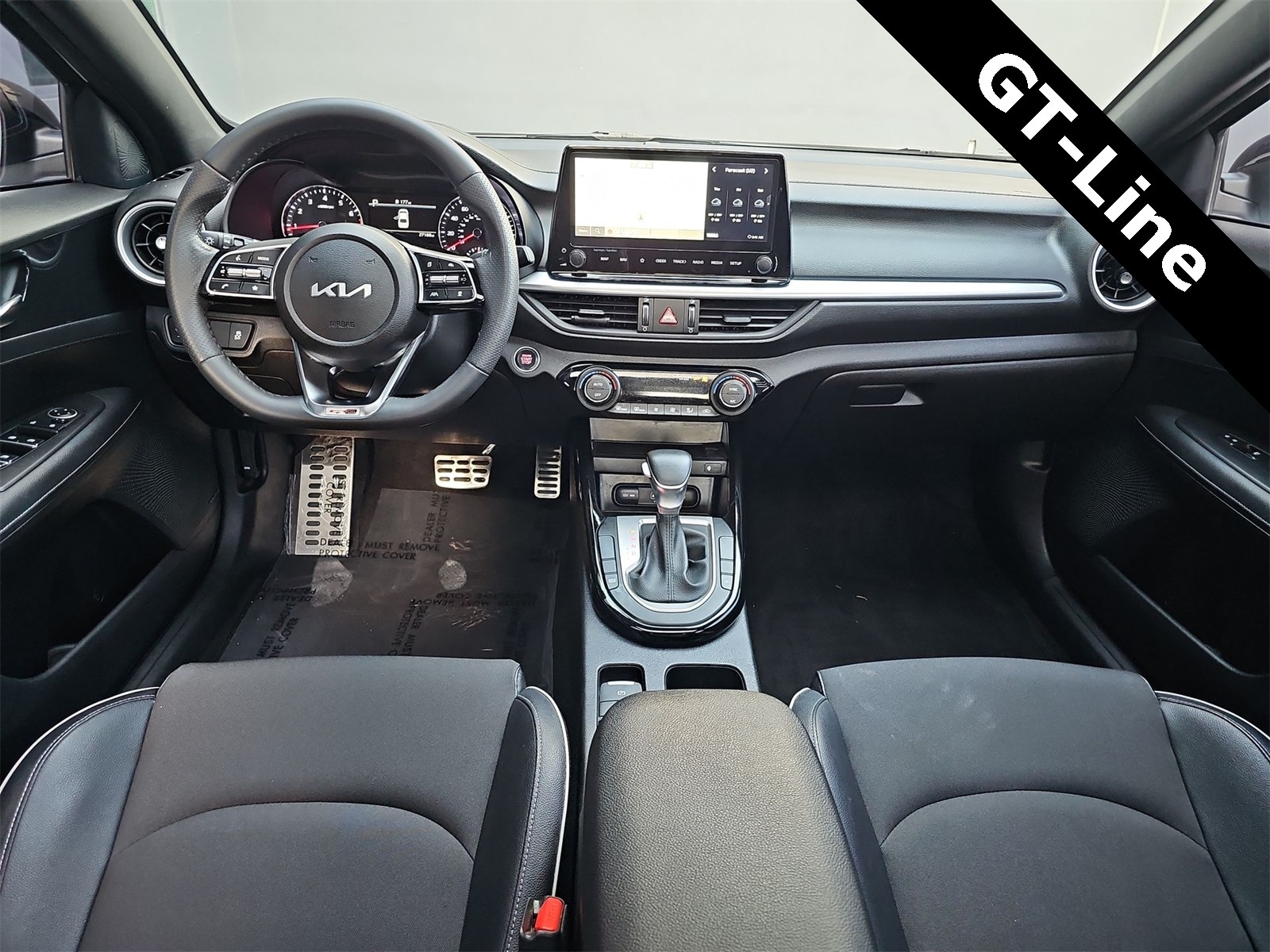 Thumbnail: 2023 Kia Forte - 14