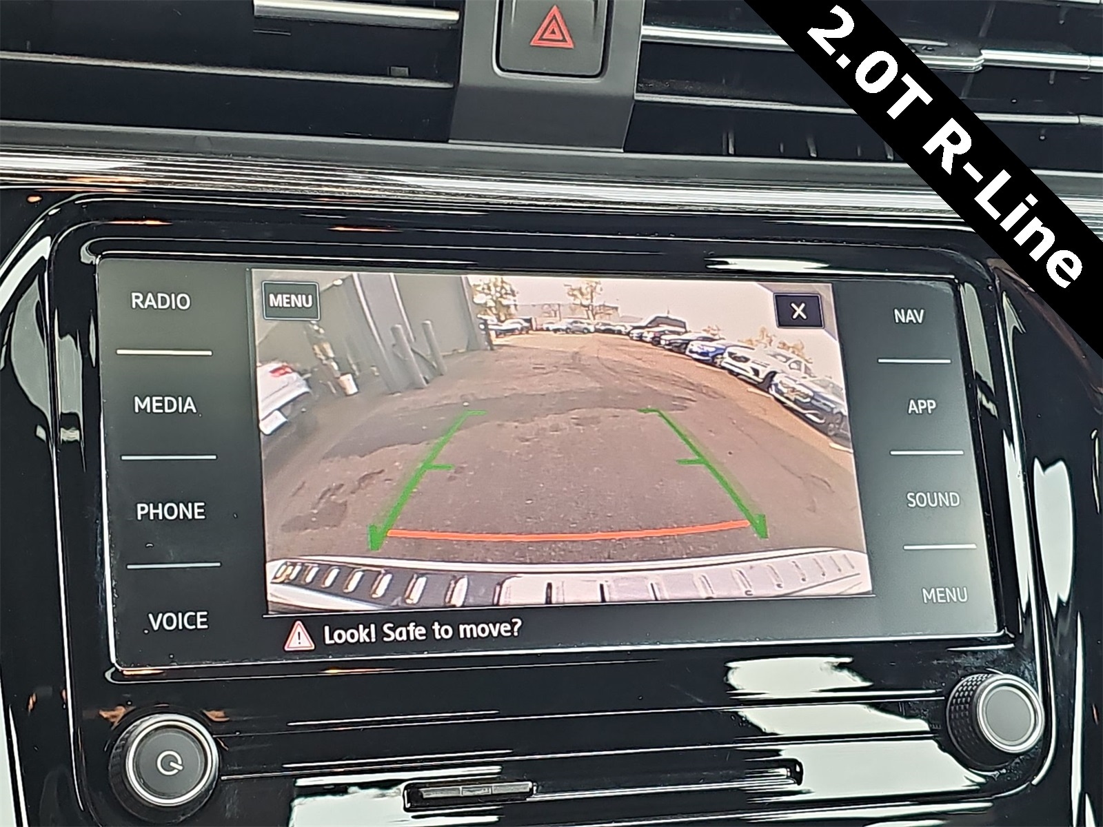 Thumbnail: 2021 Volkswagen Passat - 25