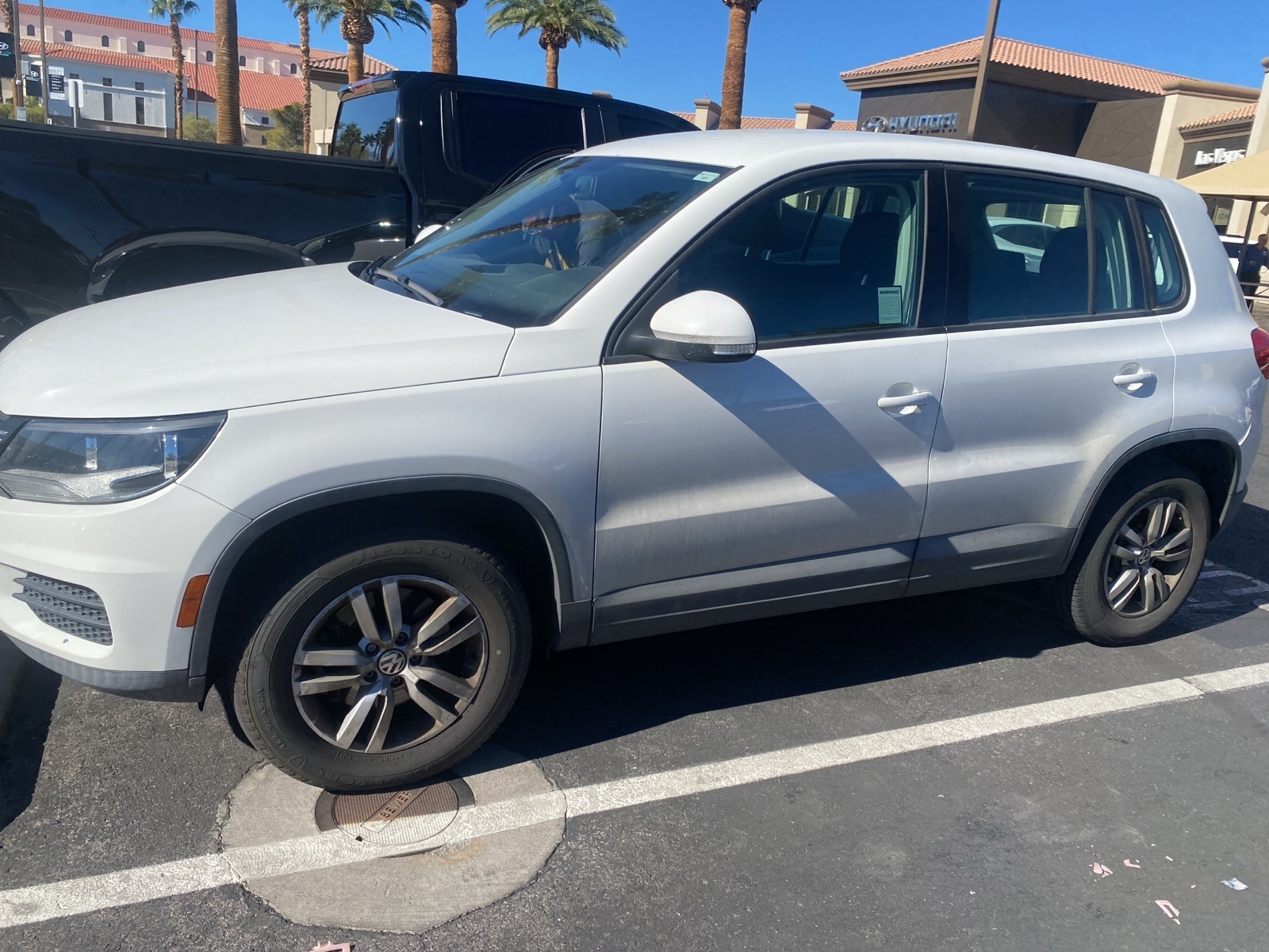 Thumbnail: 2013 Volkswagen Tiguan - 5