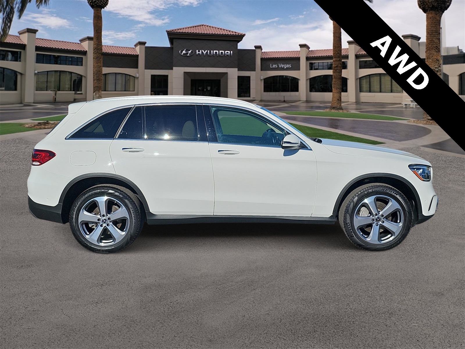 Thumbnail: 2022 Mercedes-Benz GLC - 9