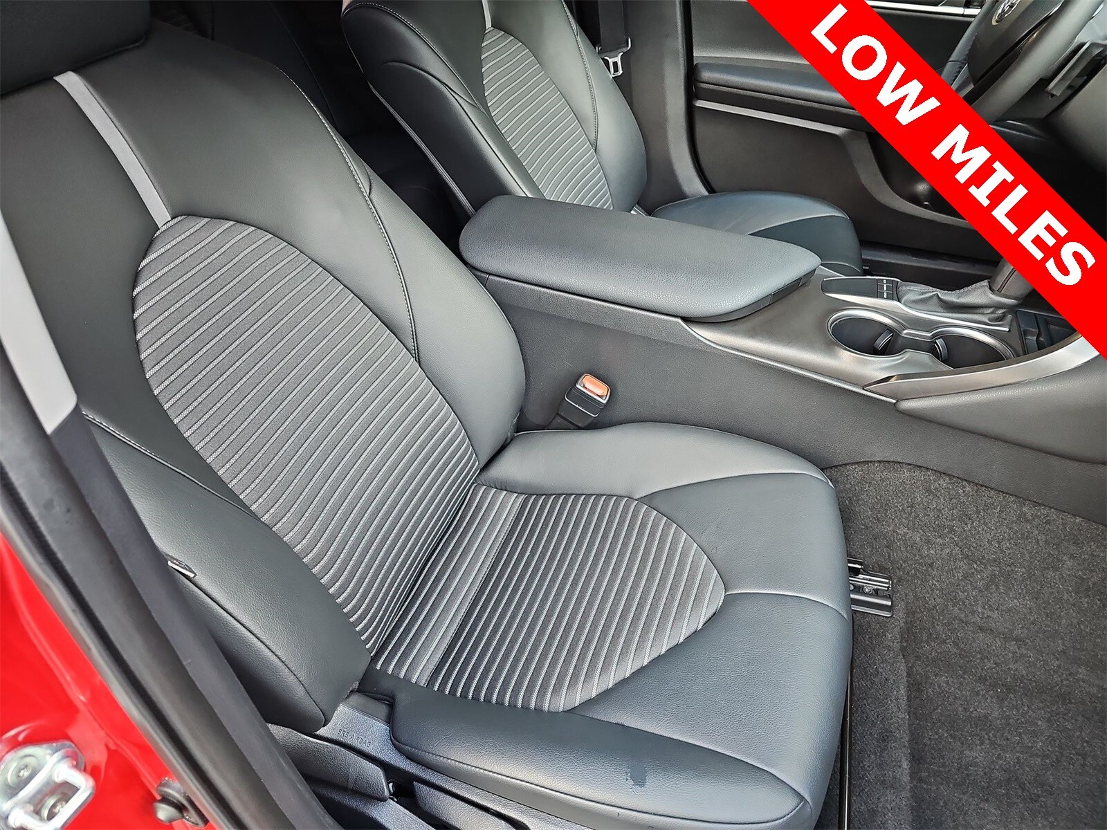 Thumbnail: 2023 Toyota Camry - 18