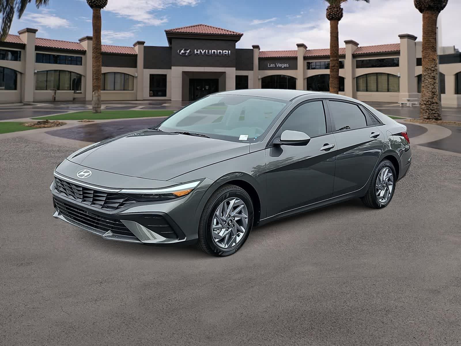 Thumbnail: 2026 Hyundai Elantra - 4