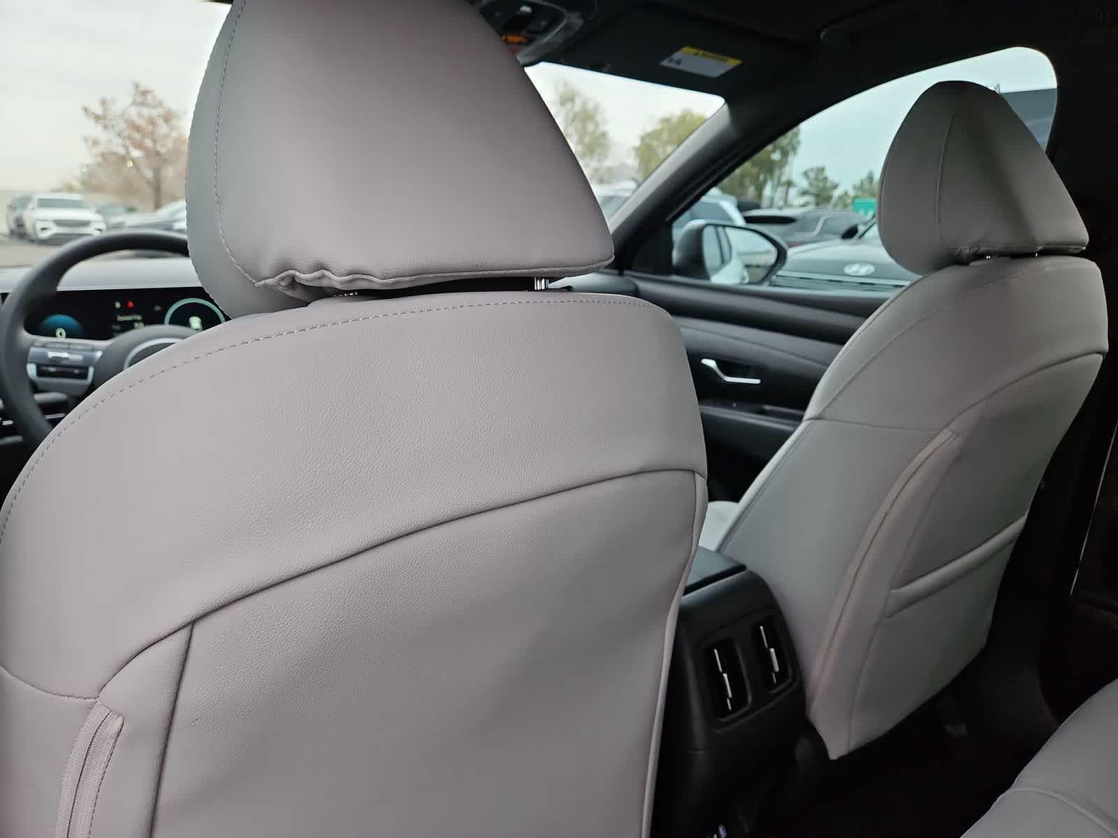 Thumbnail: 2026 Hyundai Santa Cruz - 16