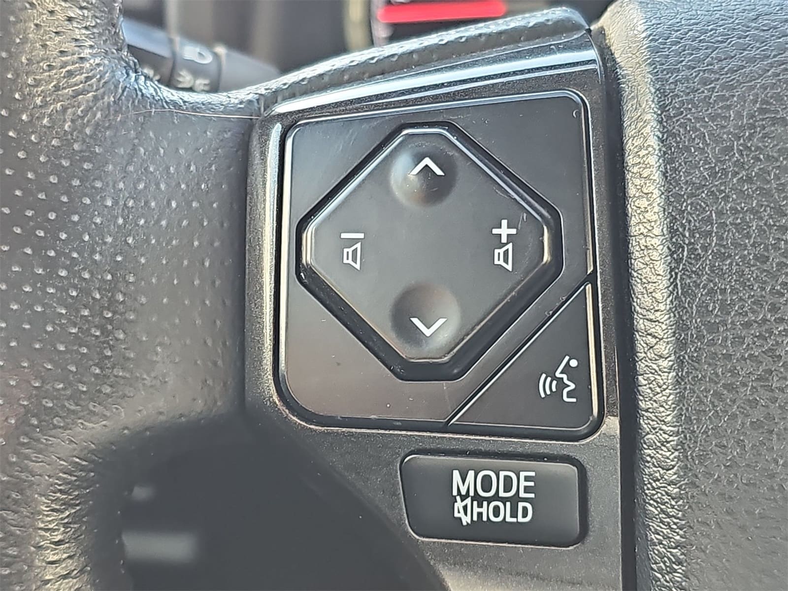 Thumbnail: 2023 Toyota 4Runner - 28