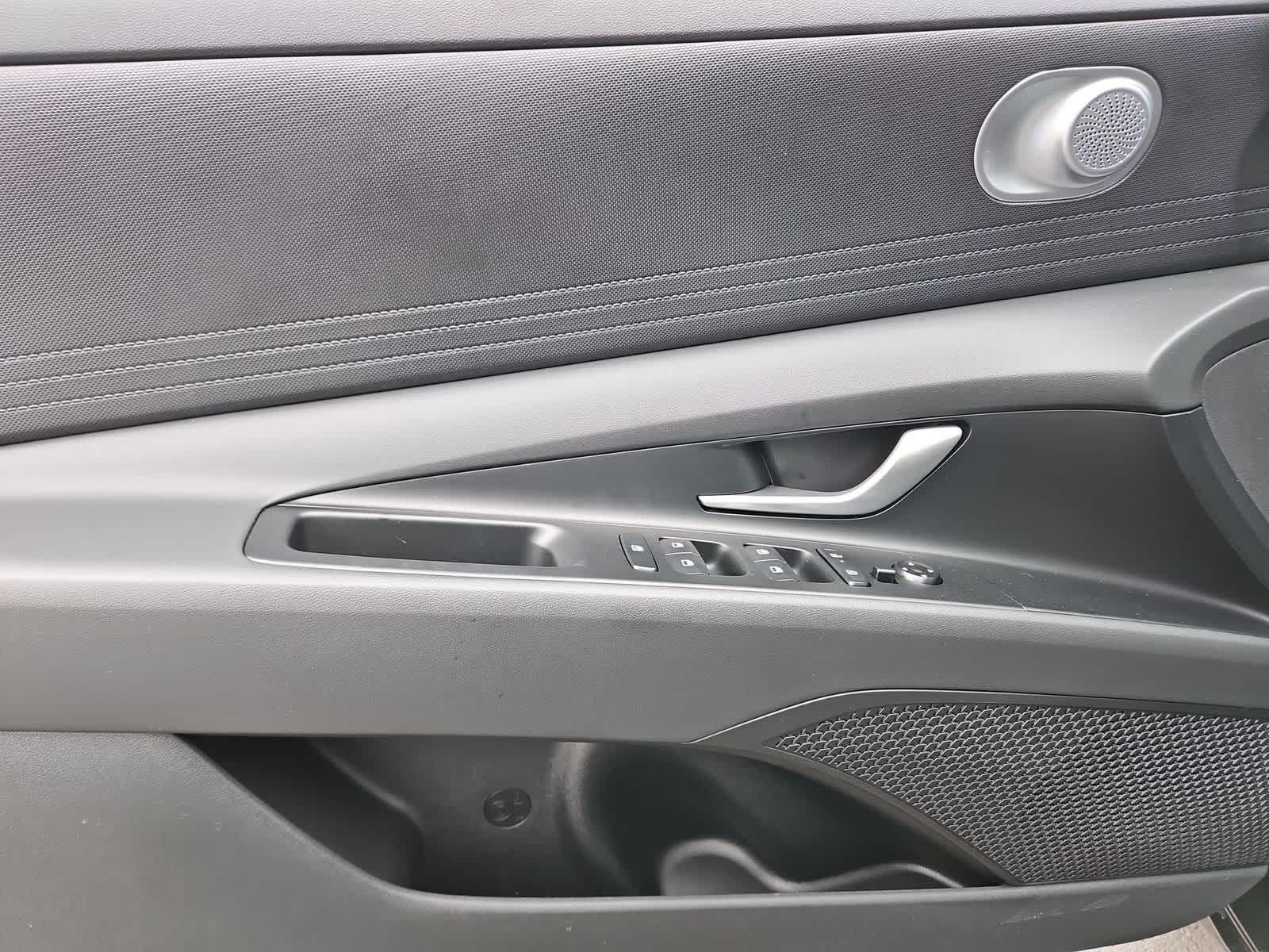 Thumbnail: 2026 Hyundai Elantra - 27