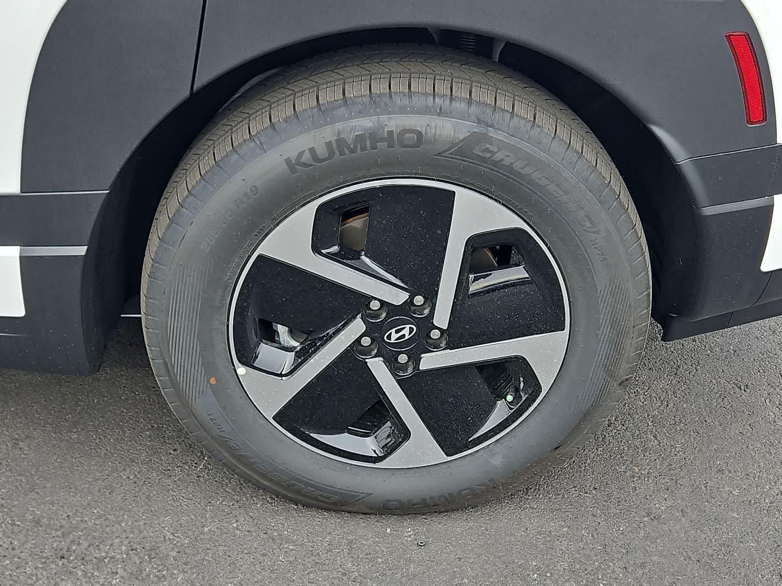 Thumbnail: 2026 Hyundai Ioniq - 12