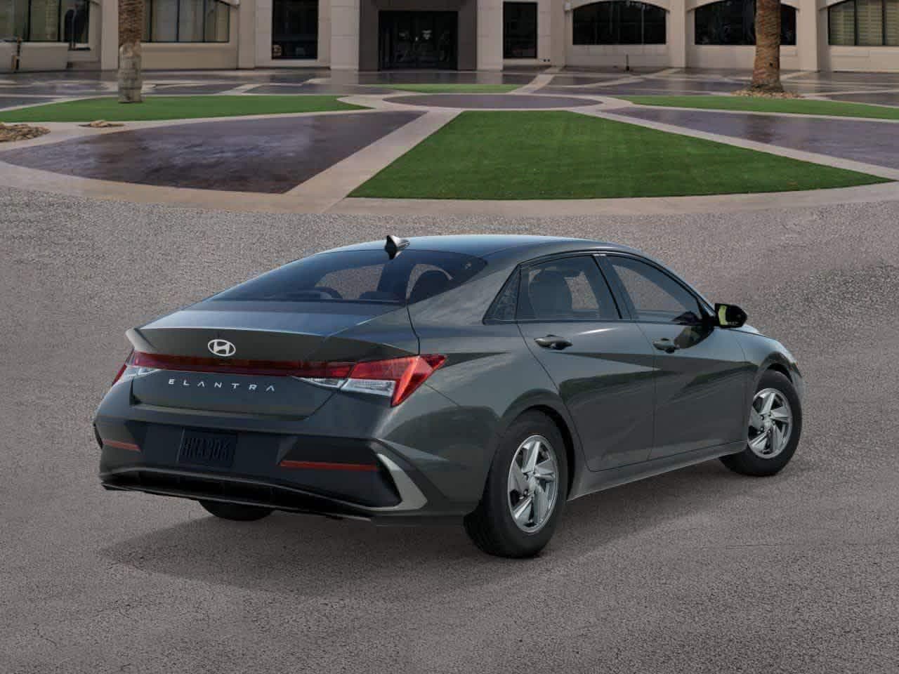 Thumbnail: 2026 Hyundai Elantra - 4