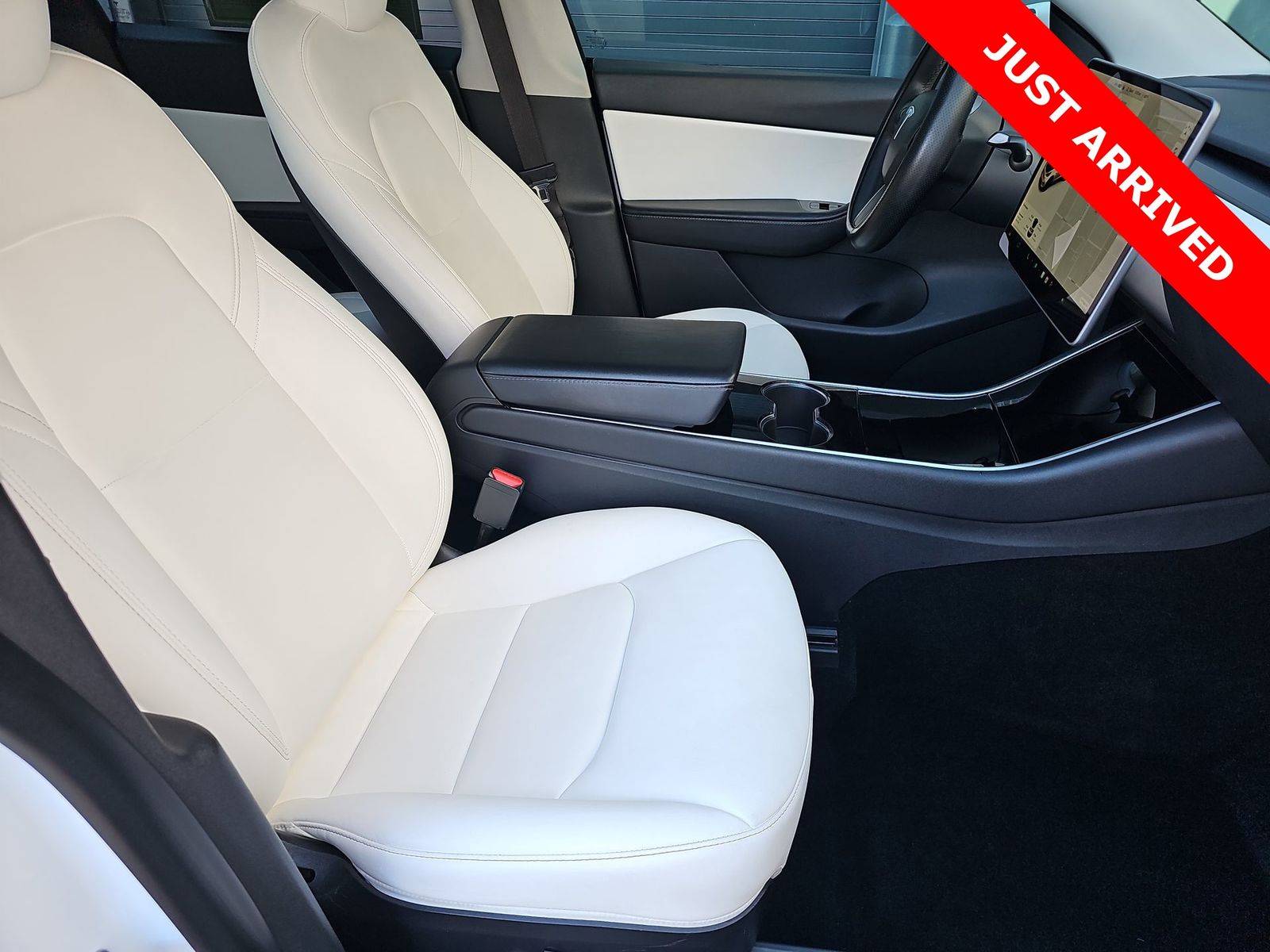 Thumbnail: 2021 Tesla Model Y - 17