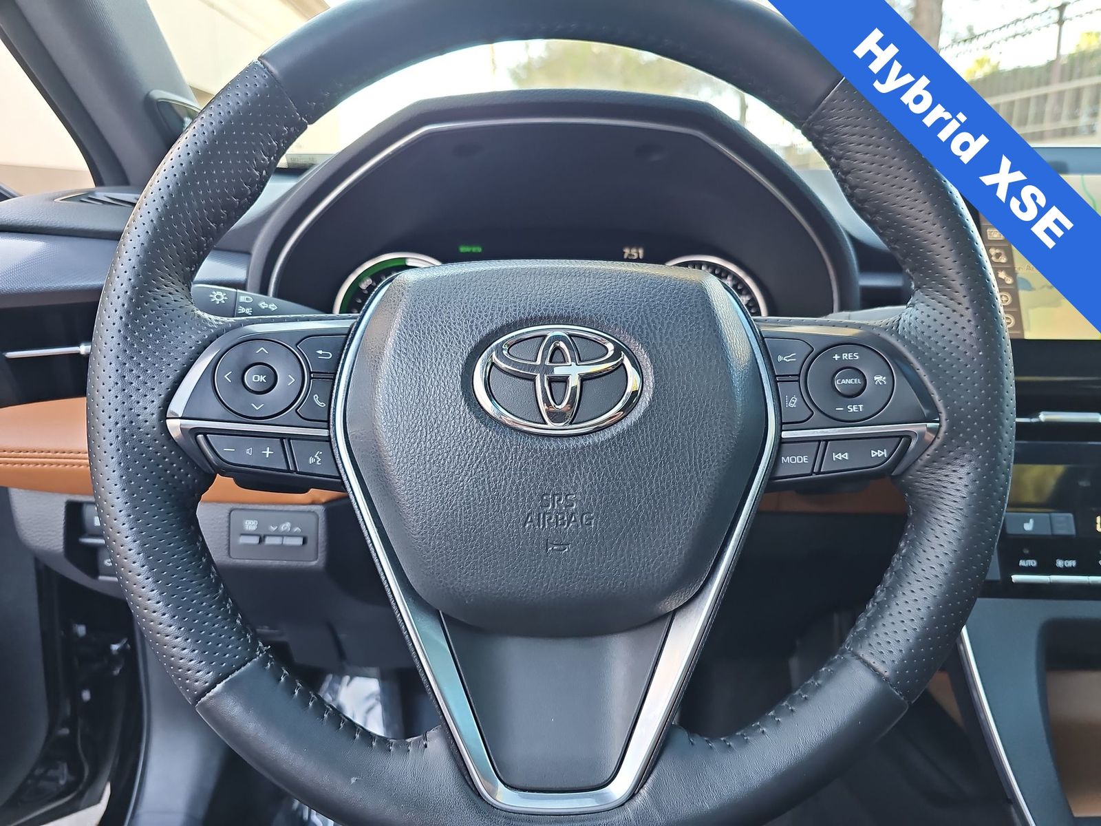 Thumbnail: 2021 Toyota Avalon - 19