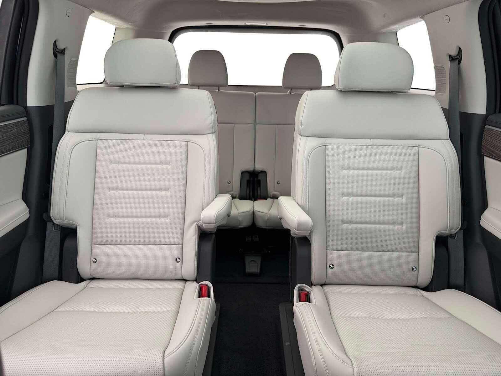 Thumbnail: 2026 Hyundai Santa Fe - 13