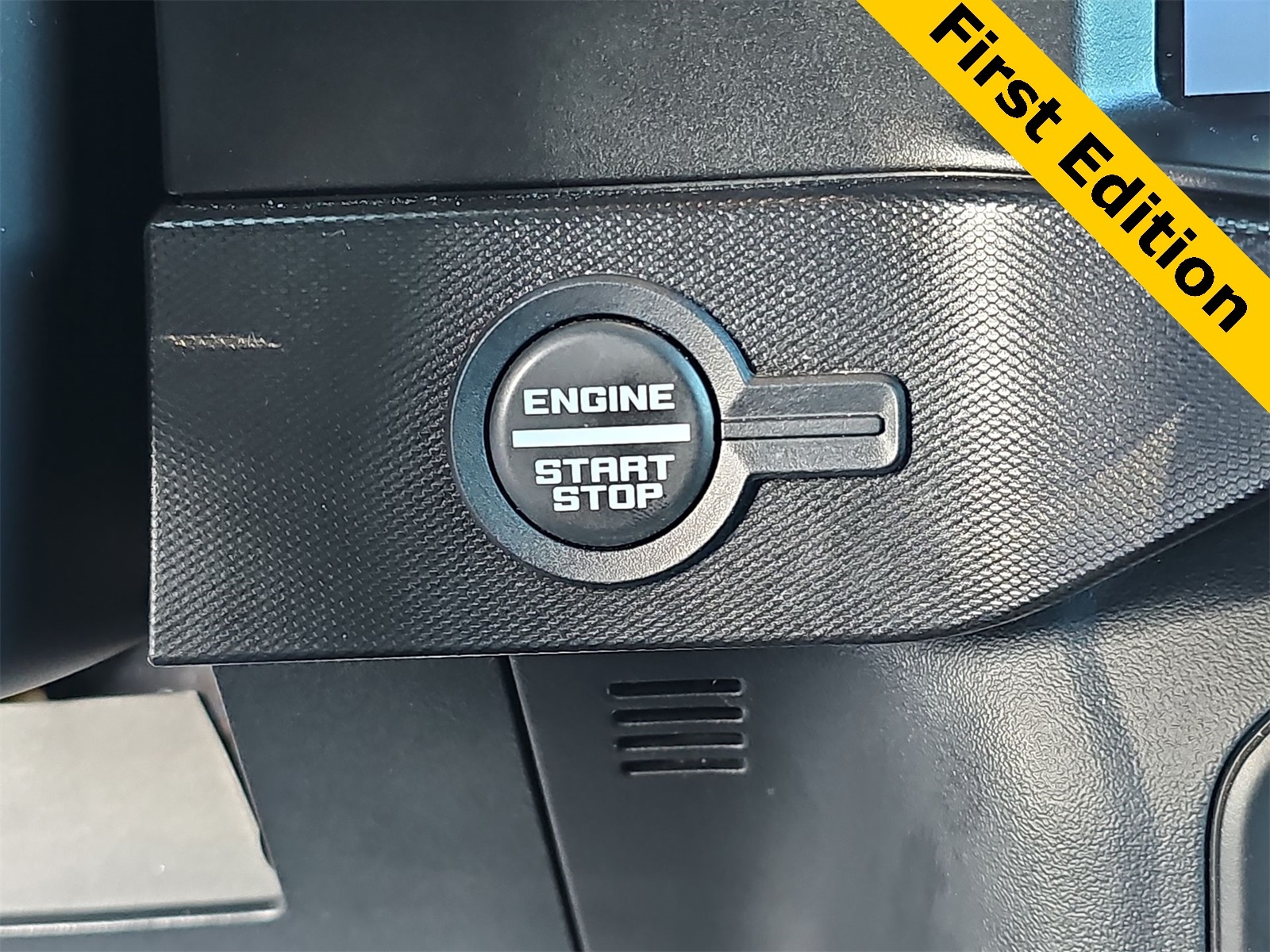 Thumbnail: 2021 Ford Bronco - 23