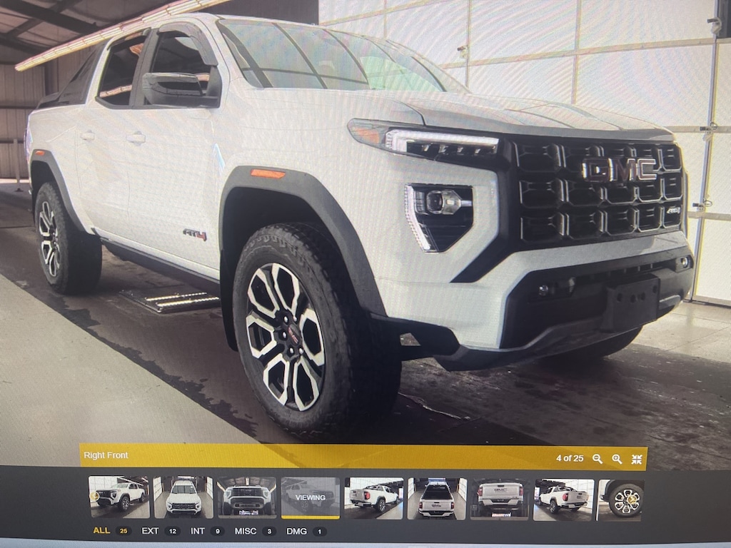 Used 2025 GMC Canyon 4WD AT4 Truck