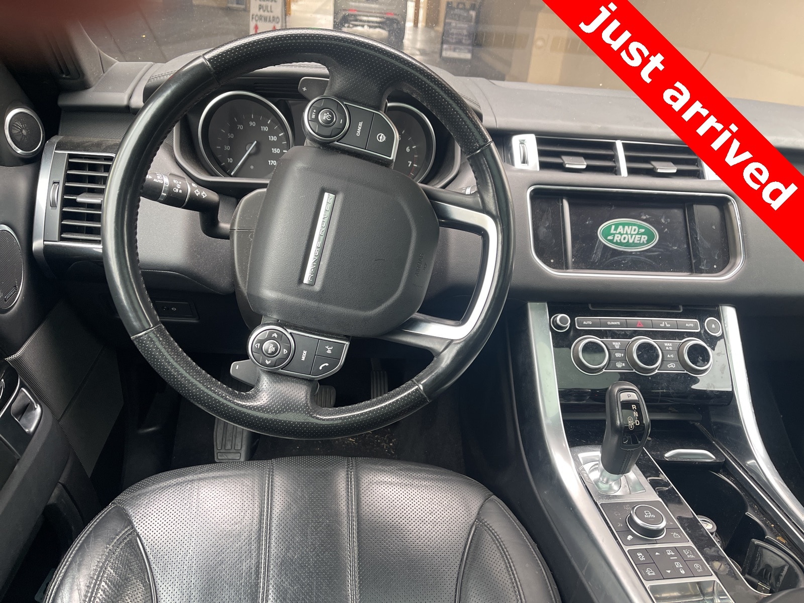 Thumbnail: 2016 Land Rover Range Rover Sport - 8