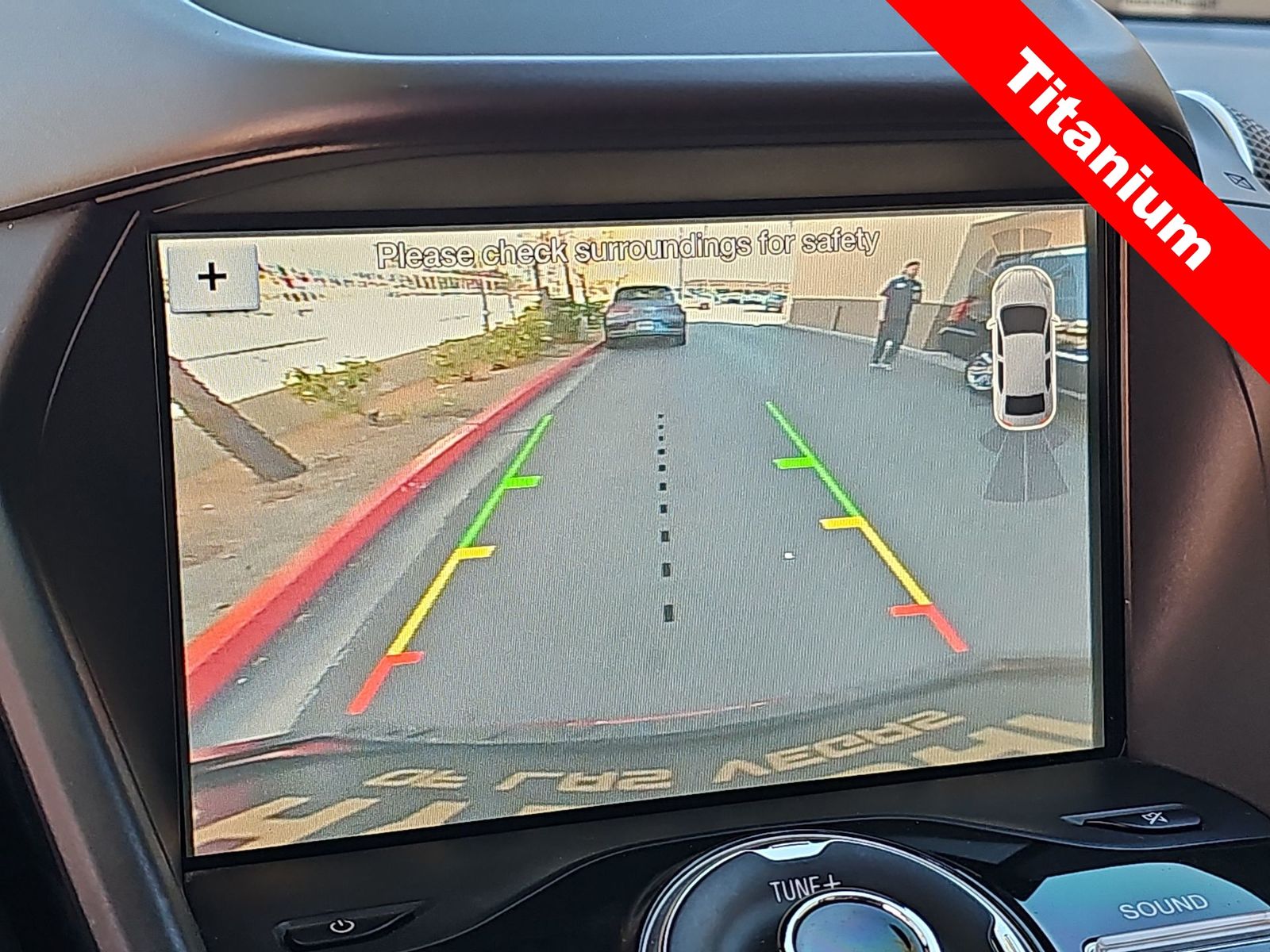 Thumbnail: 2019 Ford Escape - 25